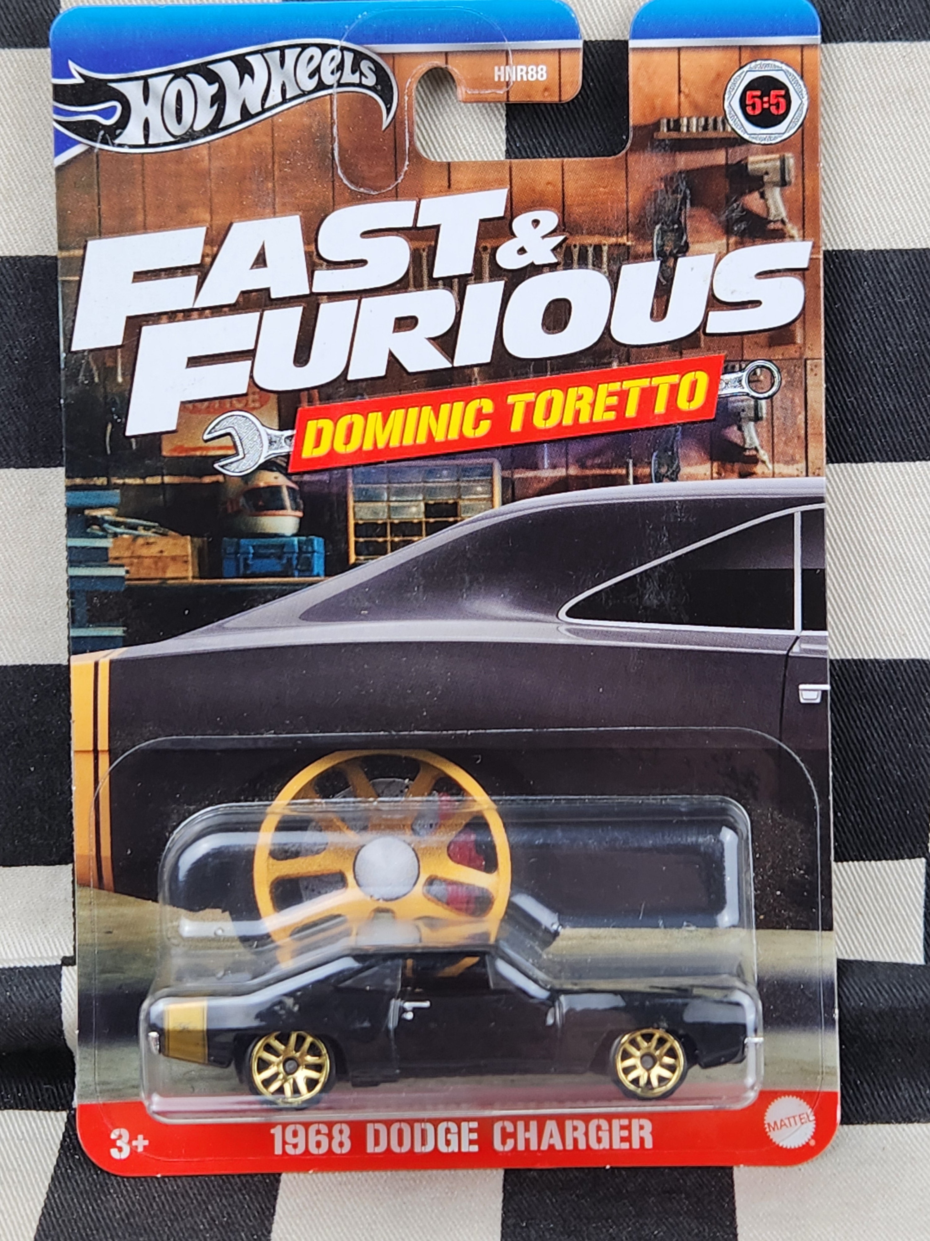Hot Wheels Fast & Furious Dominic Toretto 1968 Dodge Charger