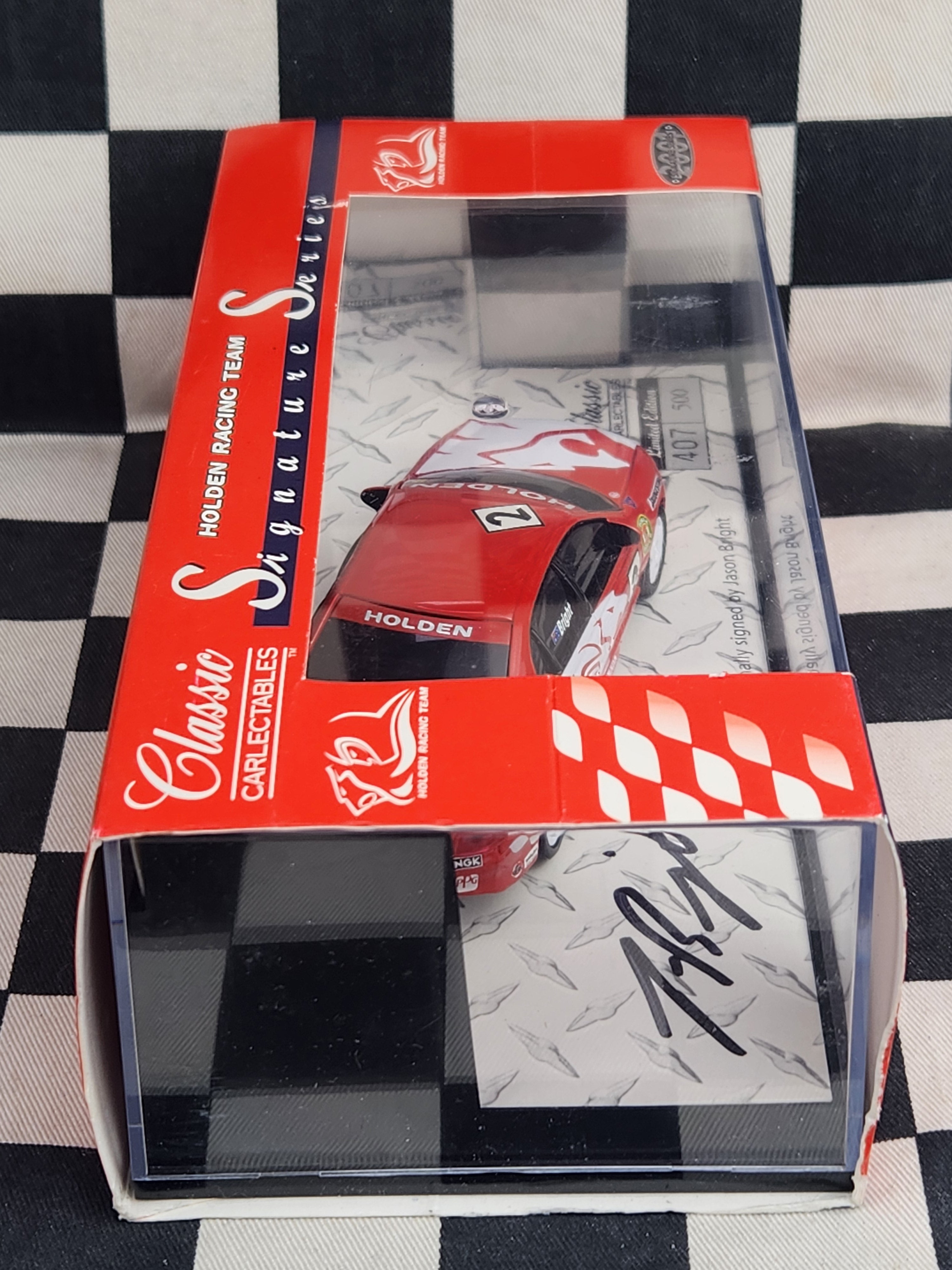Classic Carlectables 1:43 Signed Holden Racing Team 2001 Commodore #2 Bright