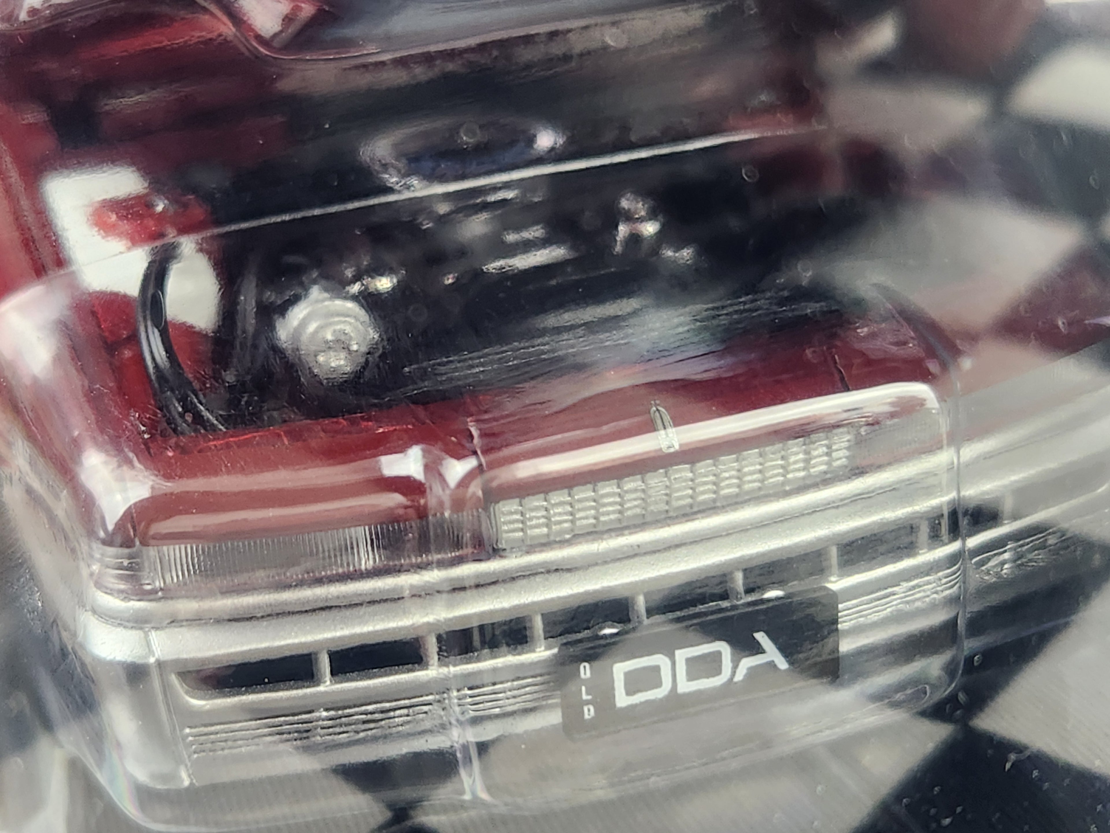 DDA Collectables 1:24 Holden VL Calais Red/Silver