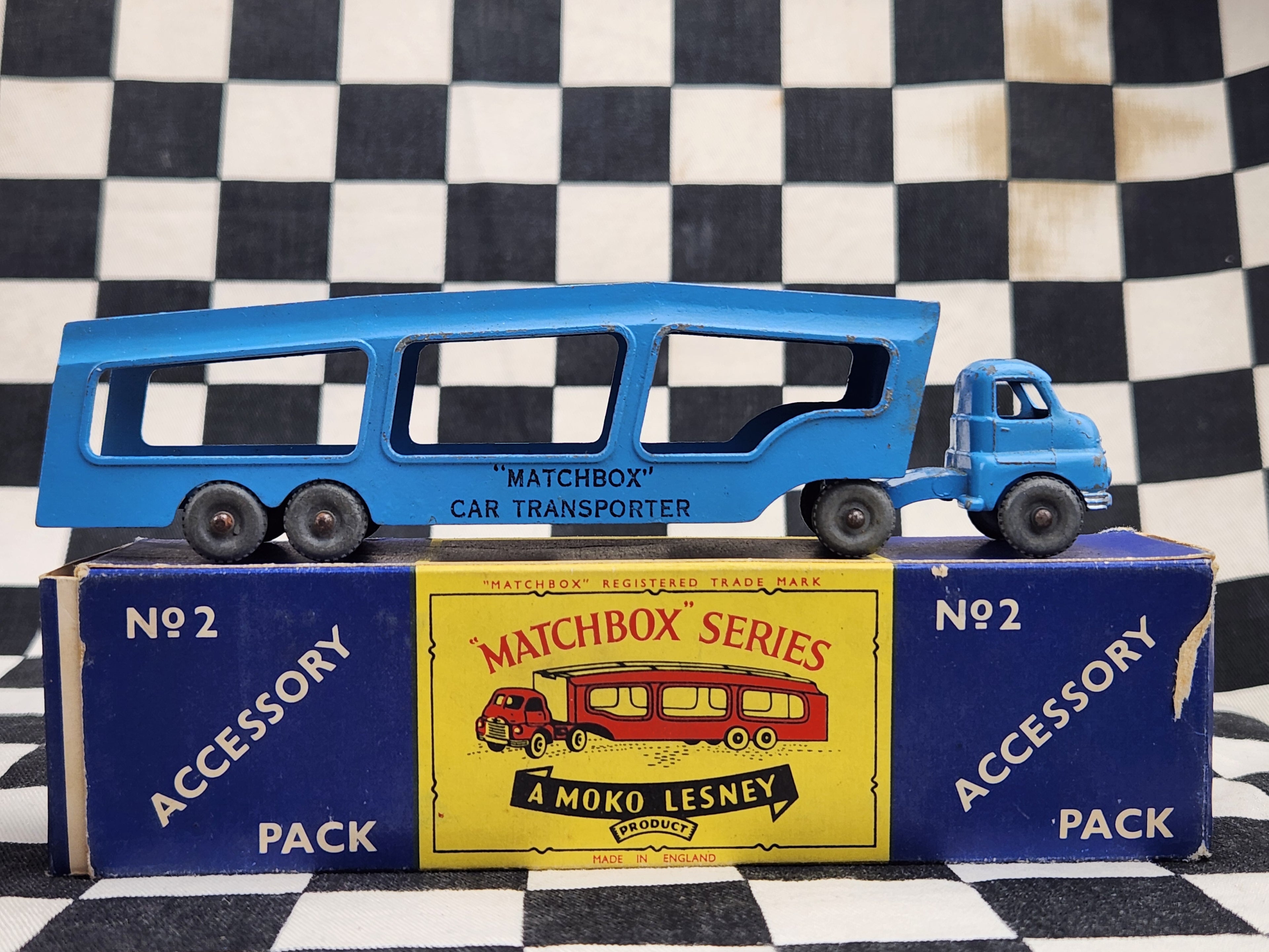 Vintage Matchbox Lesney Accessory Pack No2 Bedford Car Carrier in Original Box