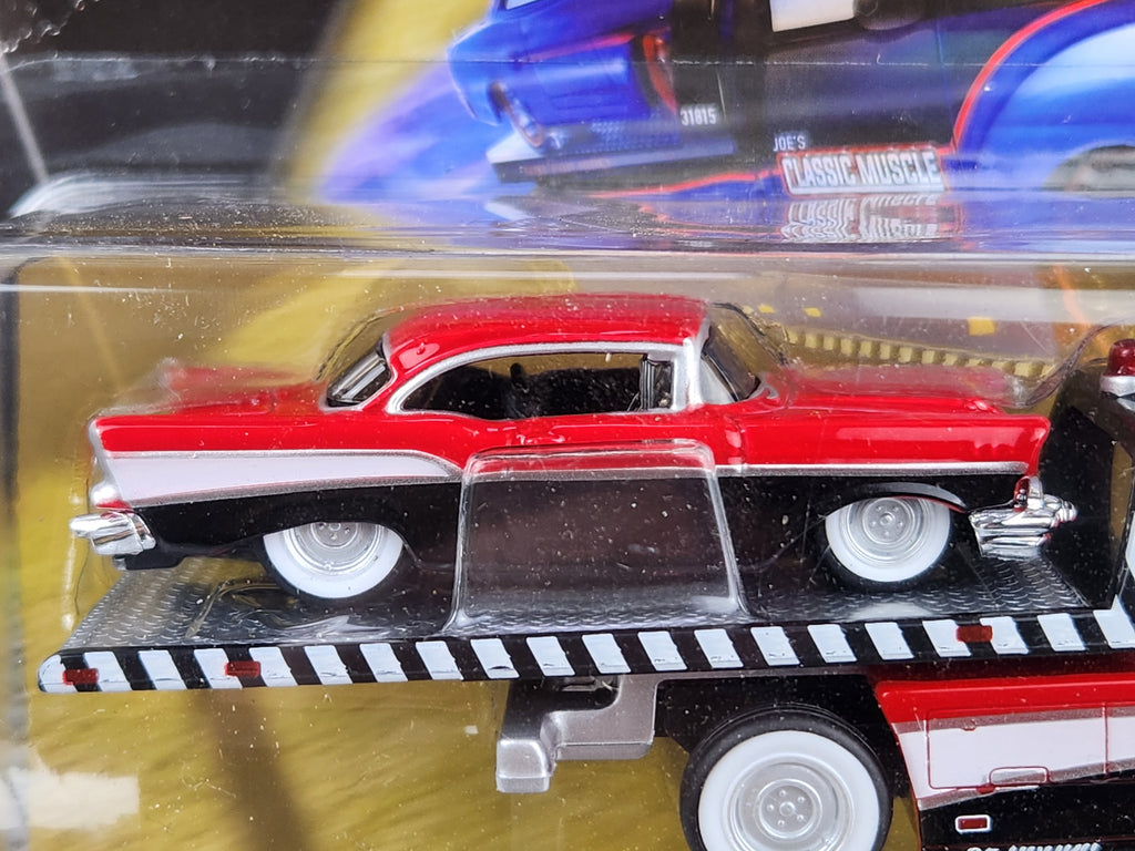 Maisto Elite Team Transport 1957 Chevrolet Bel Air/1957 Chevrolet Flatbed