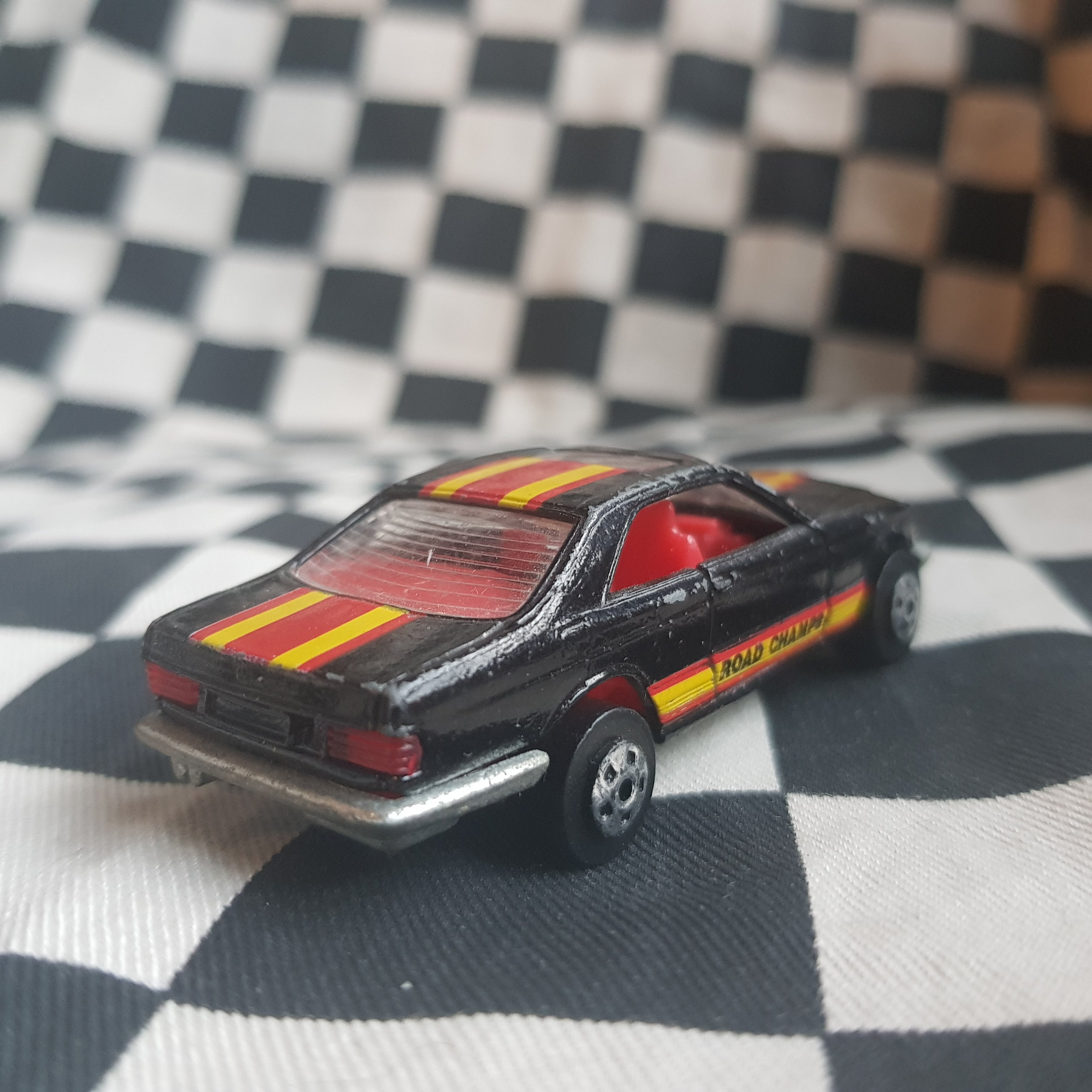 Vintage Loose Road Champs Mercedes Benz Black