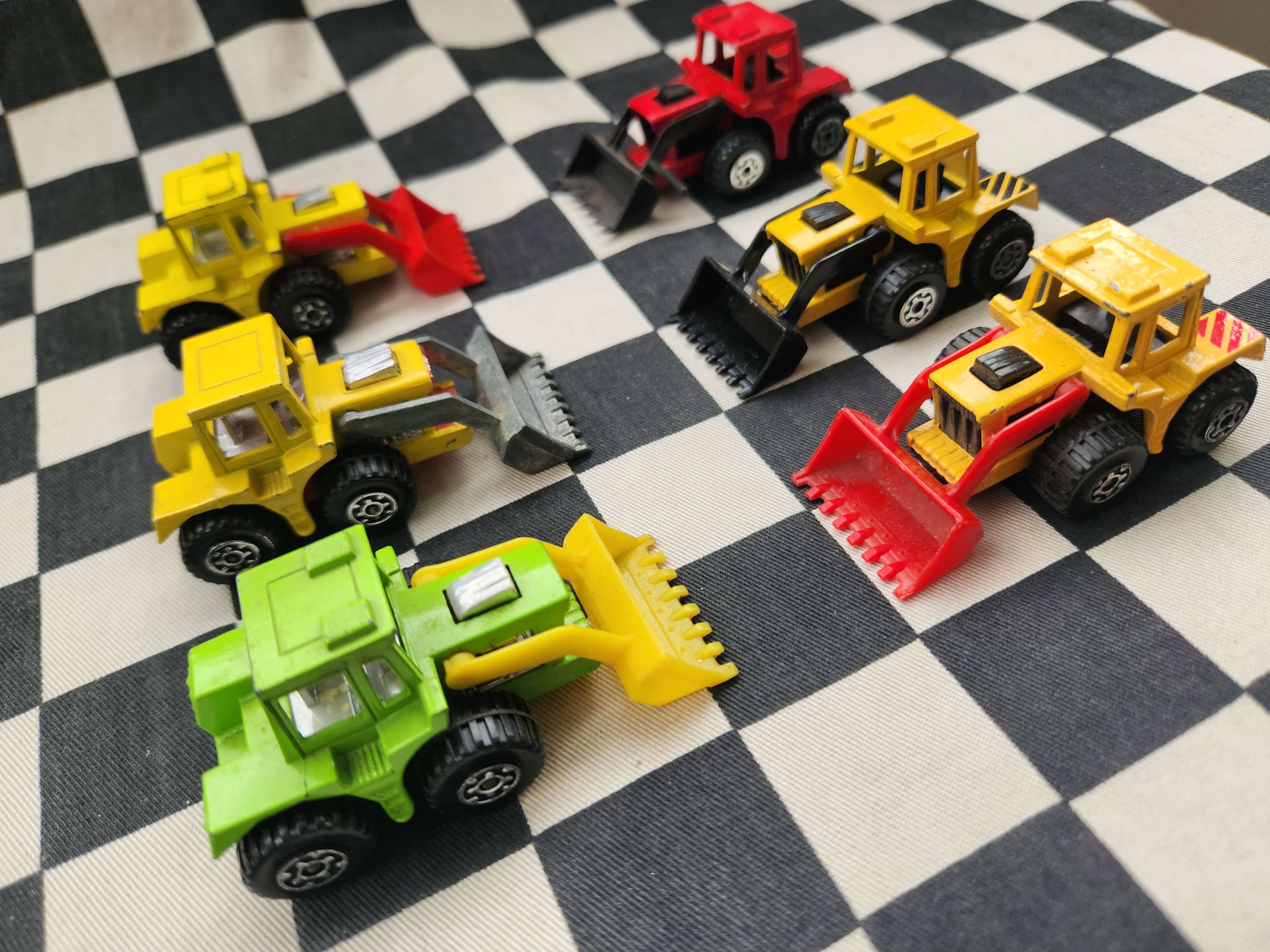 Vintage Loose Matchbox Superfast Tractor Shovel Your Choice of Colours