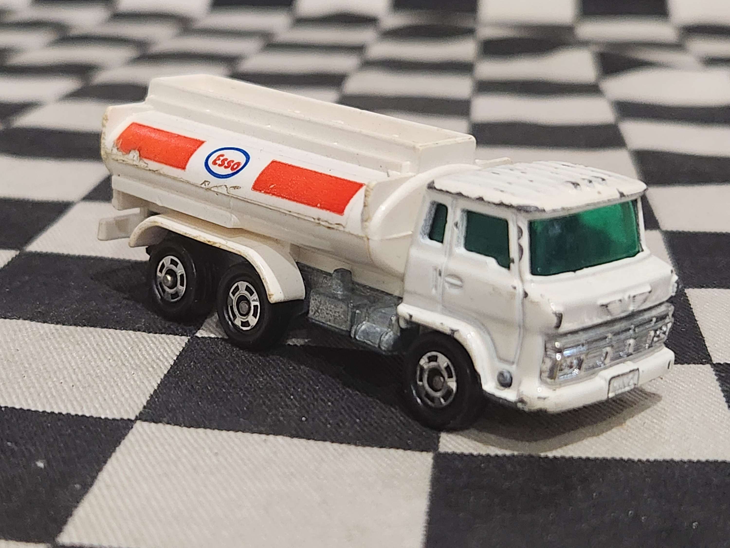 Vintage Loose Tomica Hino Esso Tanker Truck