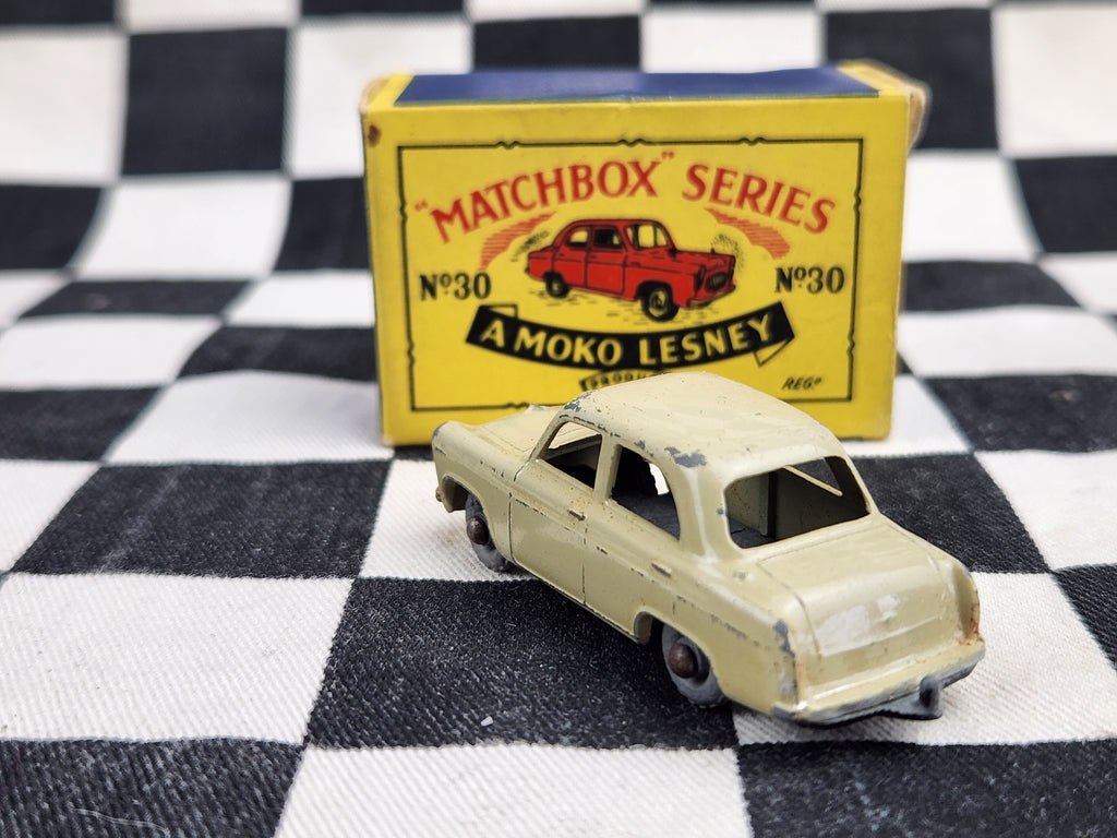 Matchbox Lesney Moko No30 Ford Prefect in Original Box