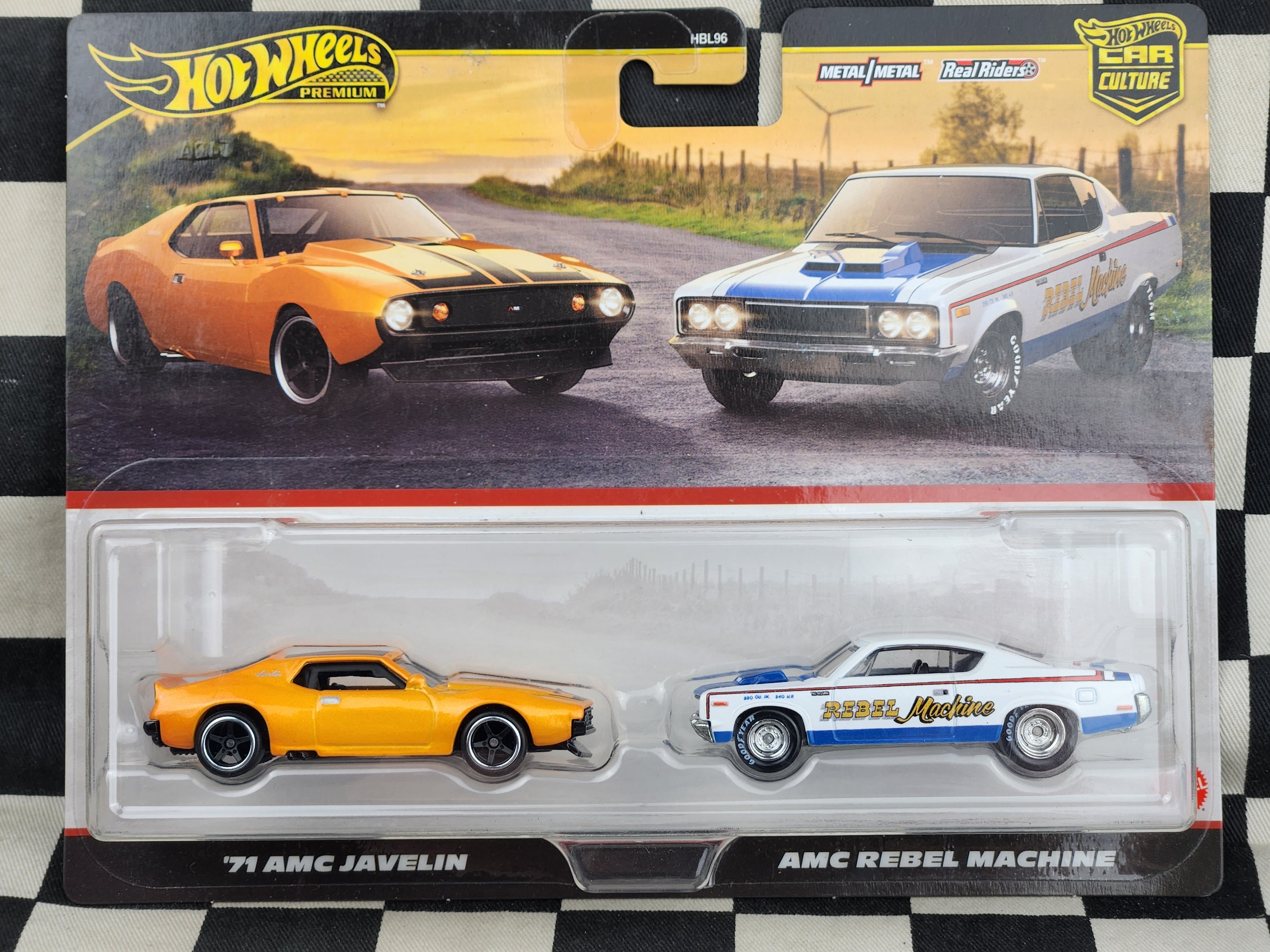 Hot Wheels Premium Twin Pack 71 Amc Javelin / Amc Rebel Machine