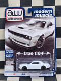 Auto World Modern Muscle 2018 Dodge Challenger Hellcat White Knuckle