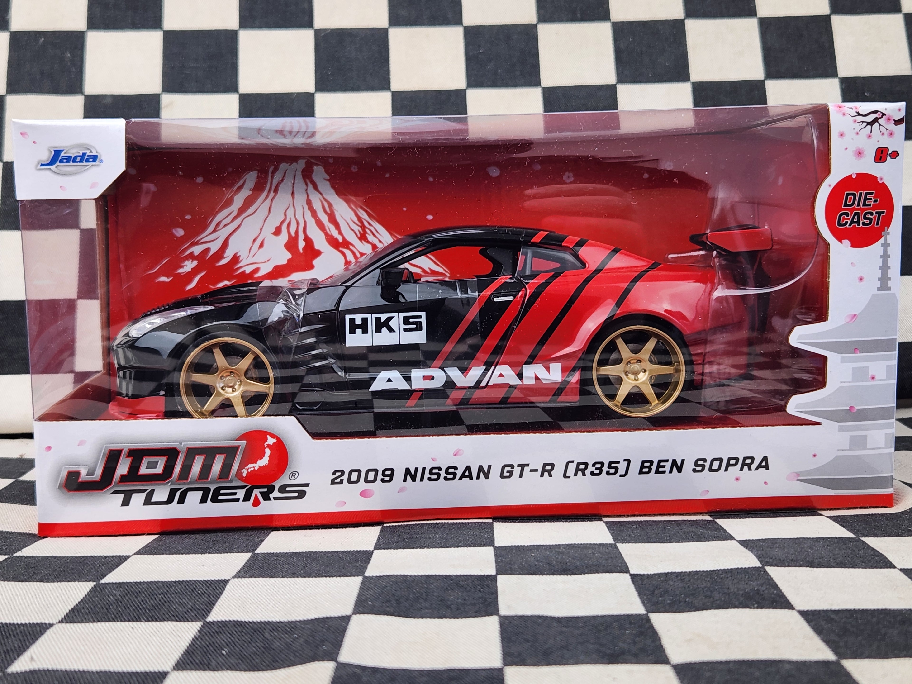Jada 1:24 JDM Tuners HKS ADVAN 2009 Nissan Skyline GT-R R35 Ben Sopra