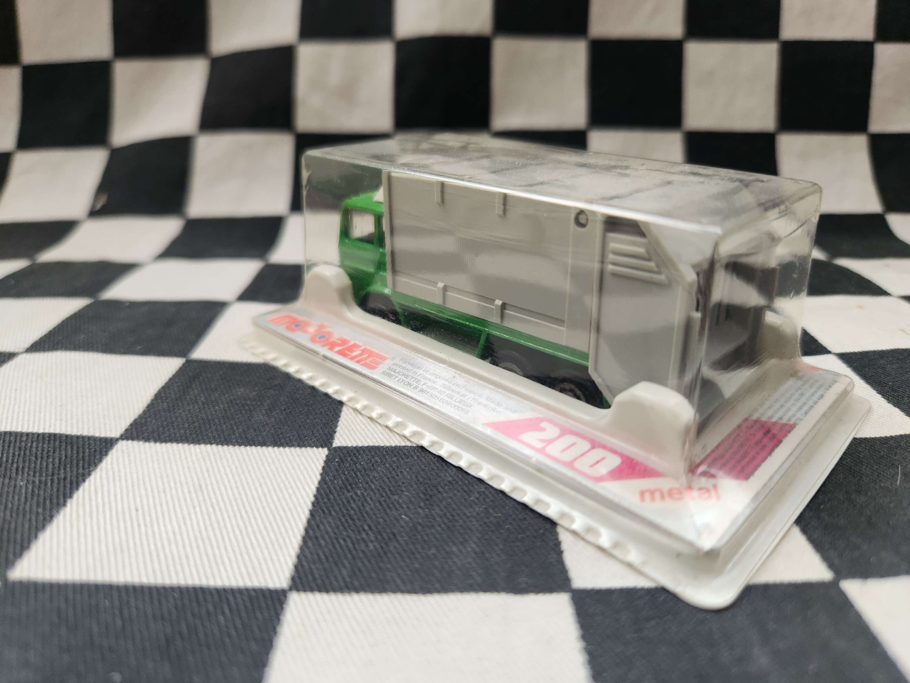 Majorette Green Garbage Truck