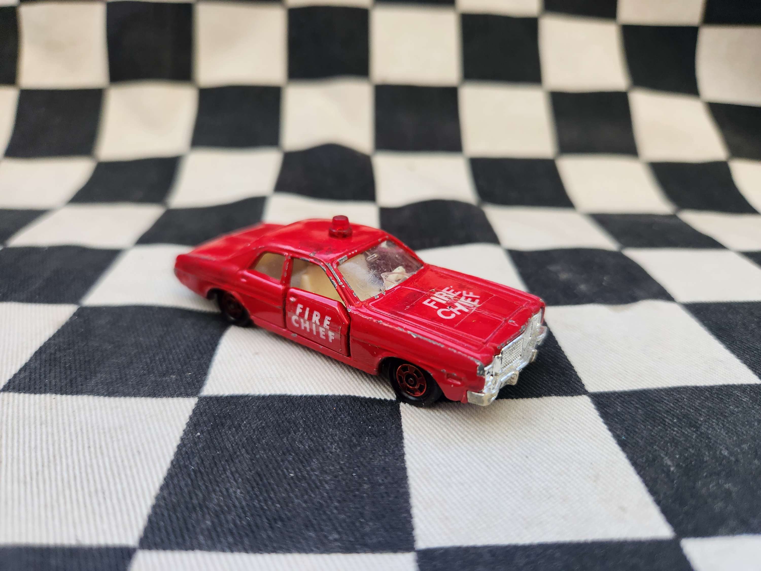 Vintage Loose Tomica Dodge Coronet Custom Fire Chief