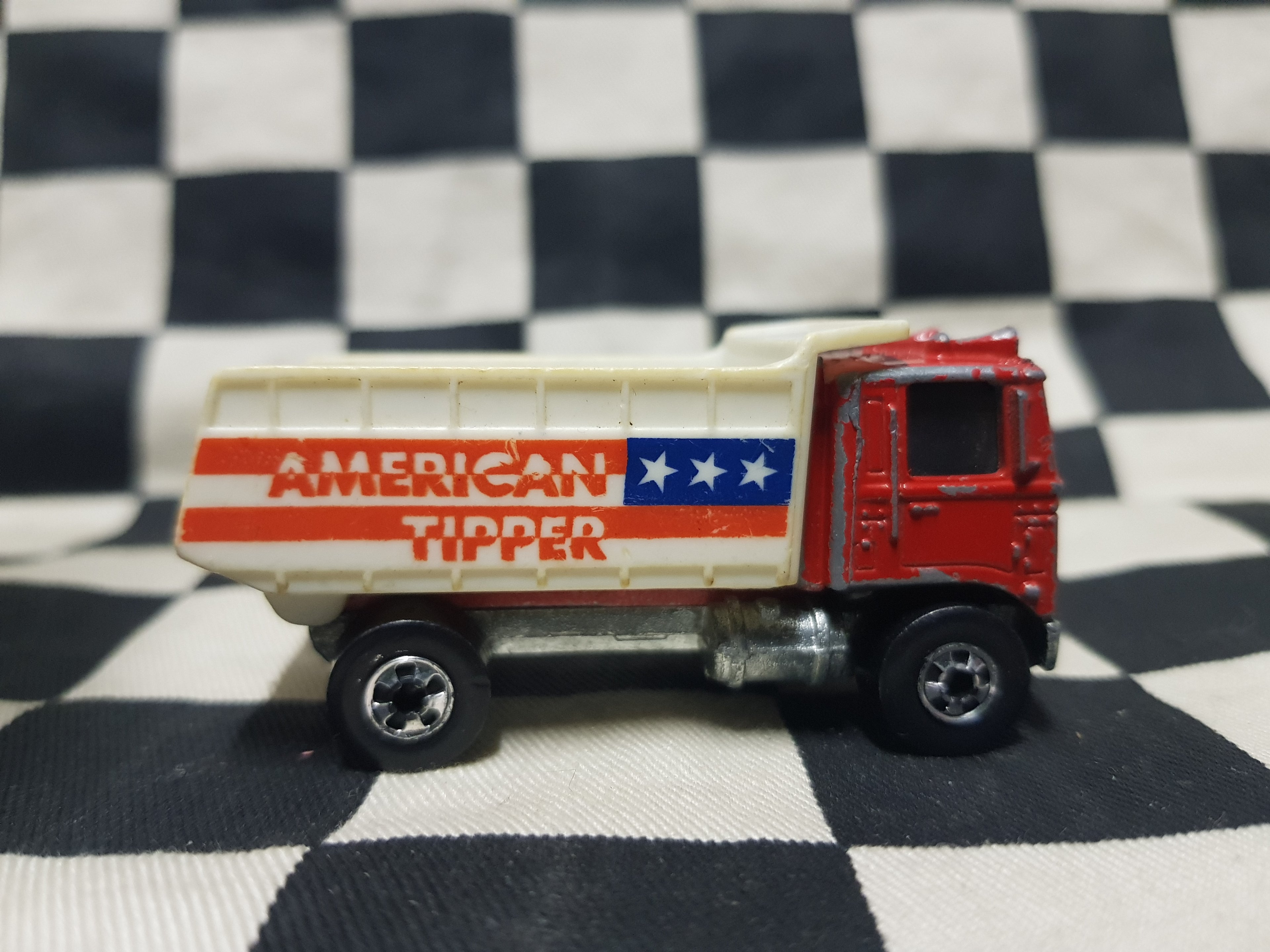 Vintage Loose Hot Wheels Blackwall American Tipper Truck