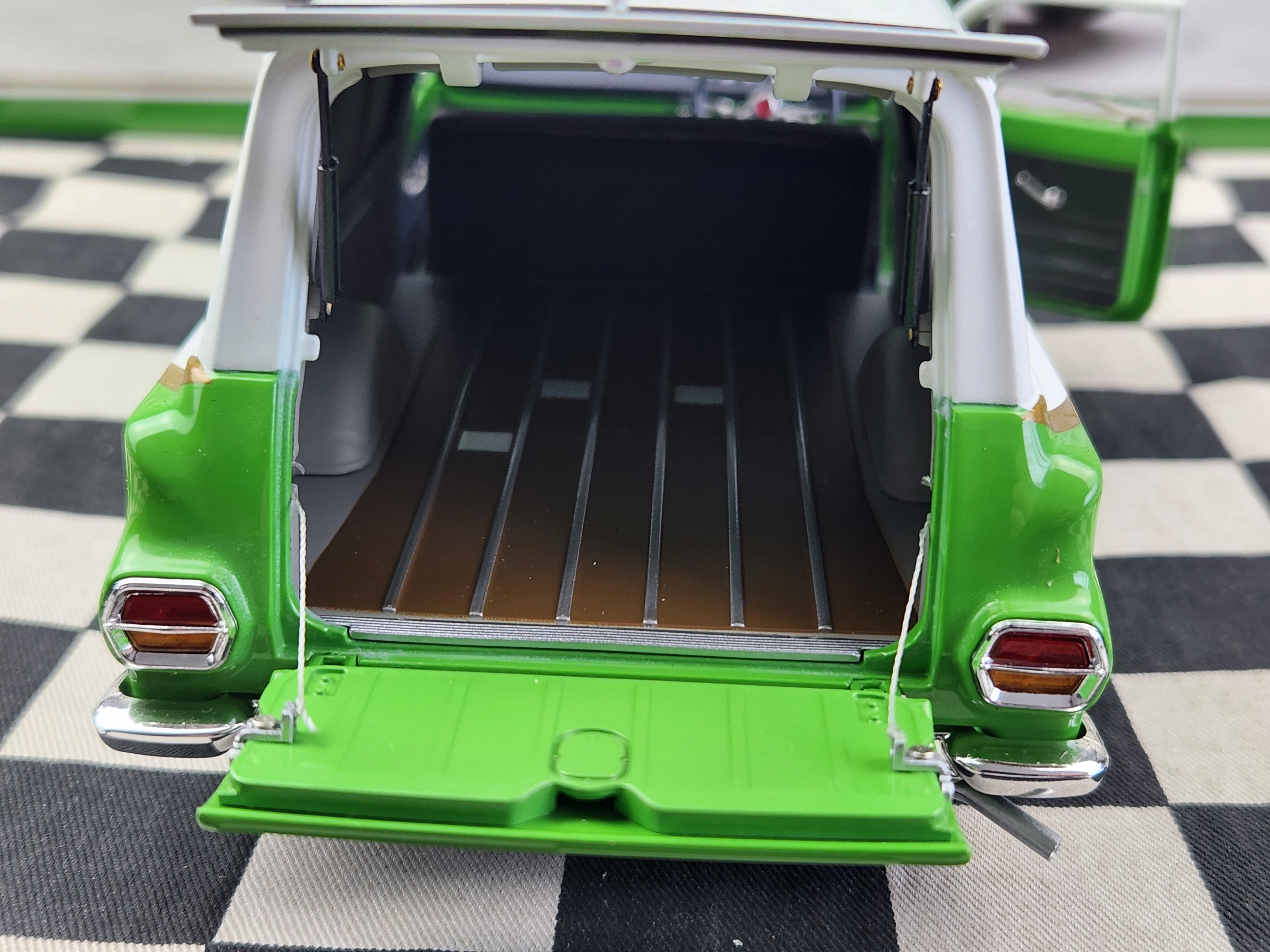 Classic Carlectables 1:18 Holden EH Panel Van Milo