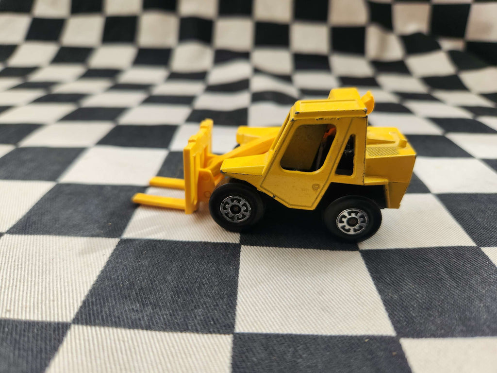 Vintage Loose Matchbox Superfast Sambron Jacklift