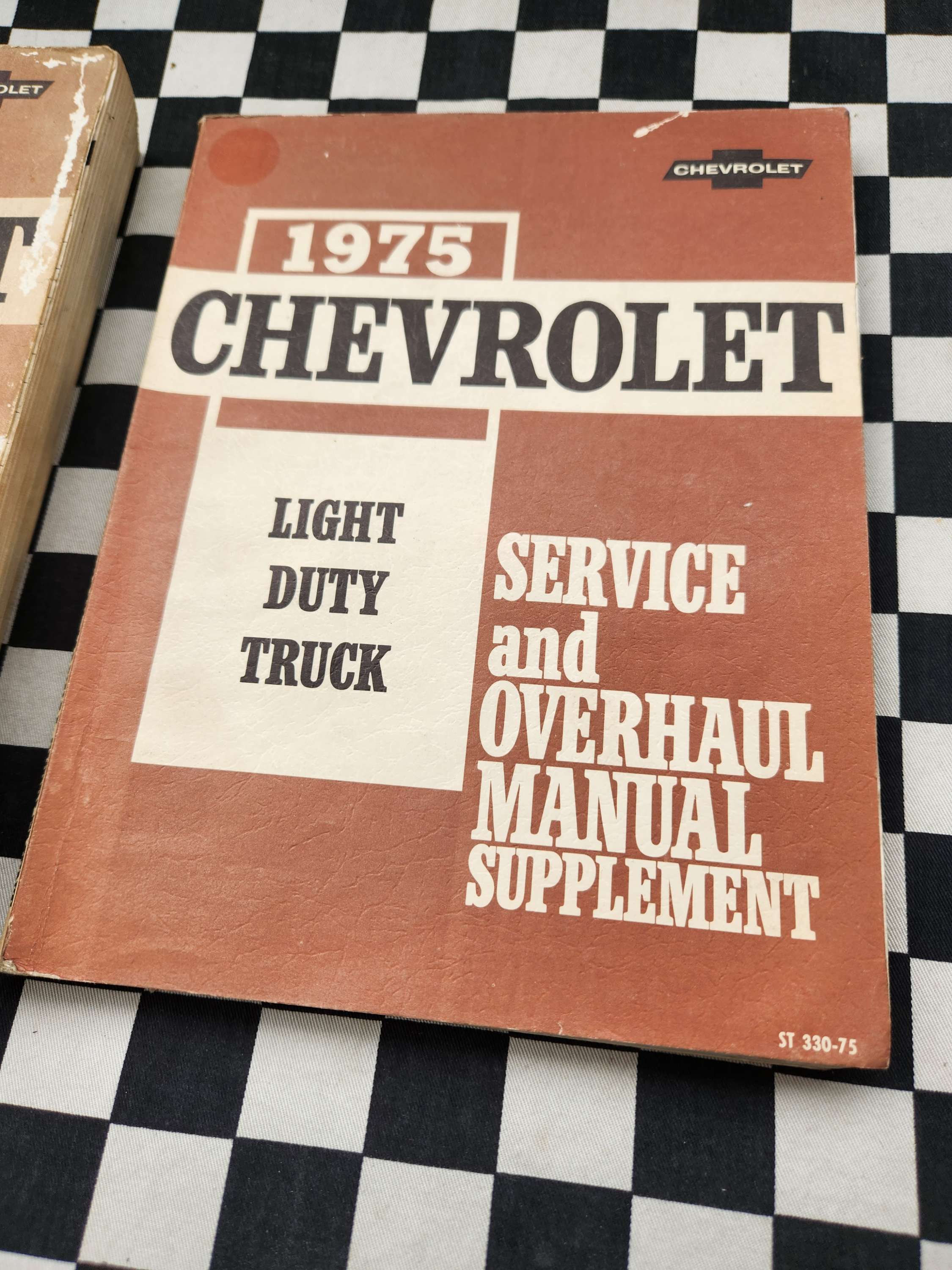 Chevrolet 74-75 C20 / C30 Light Duty Truck Factory Workshop Manual + Supplement