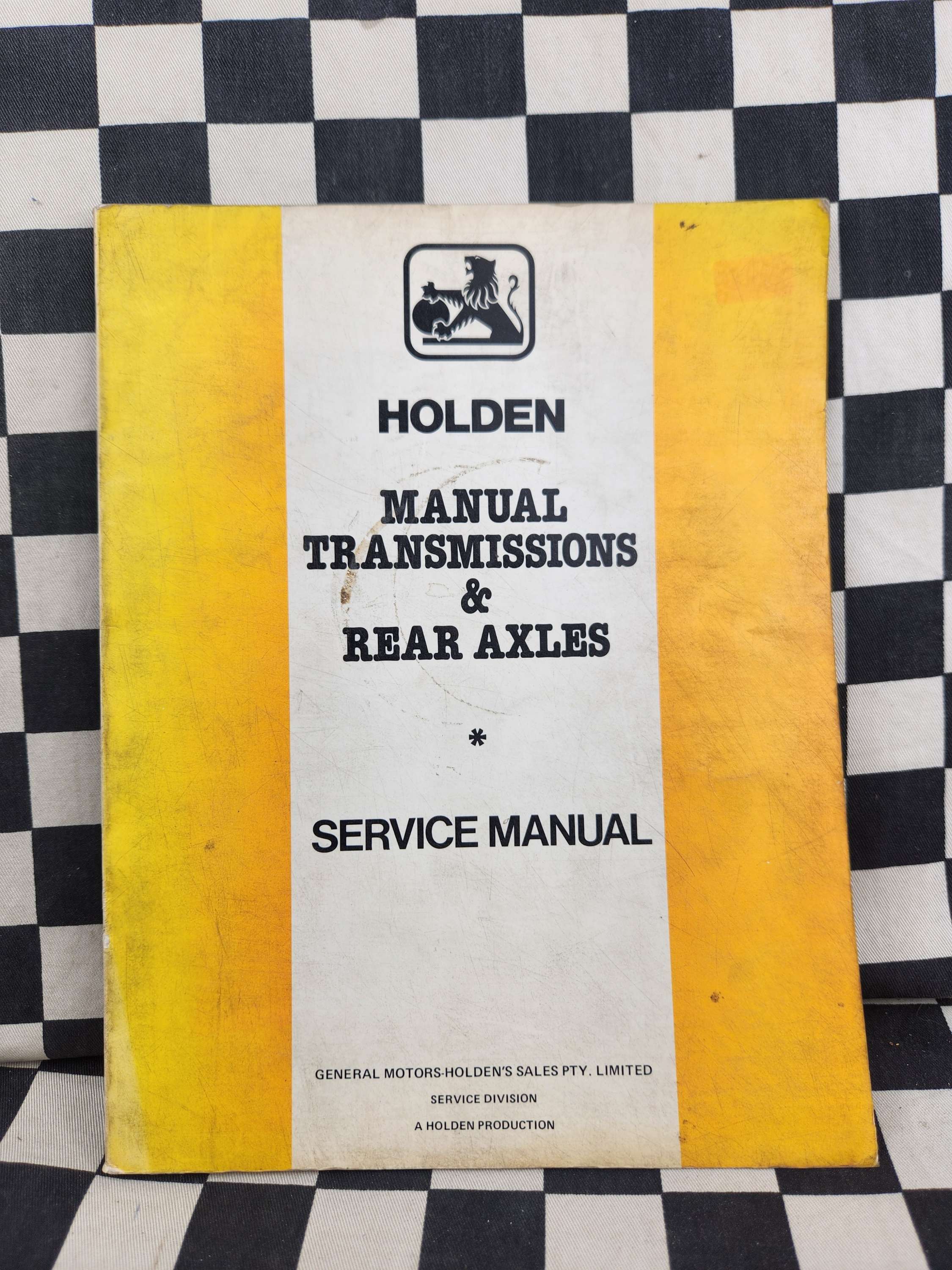 Genuine Holden Manual Transmission M20 M21 & Rear Axle Salisbury Workshop Manual