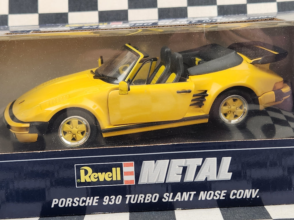 1:18 Revell Metal Porsche 930 Turbo Slant Nose Convertible
