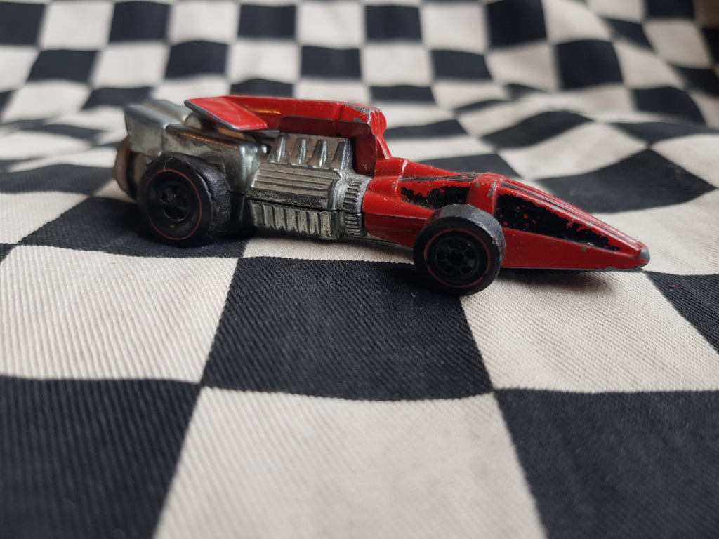 Vintage Loose Hot Wheels Redline Revvers Buzzin Bomb Red Enamel HK