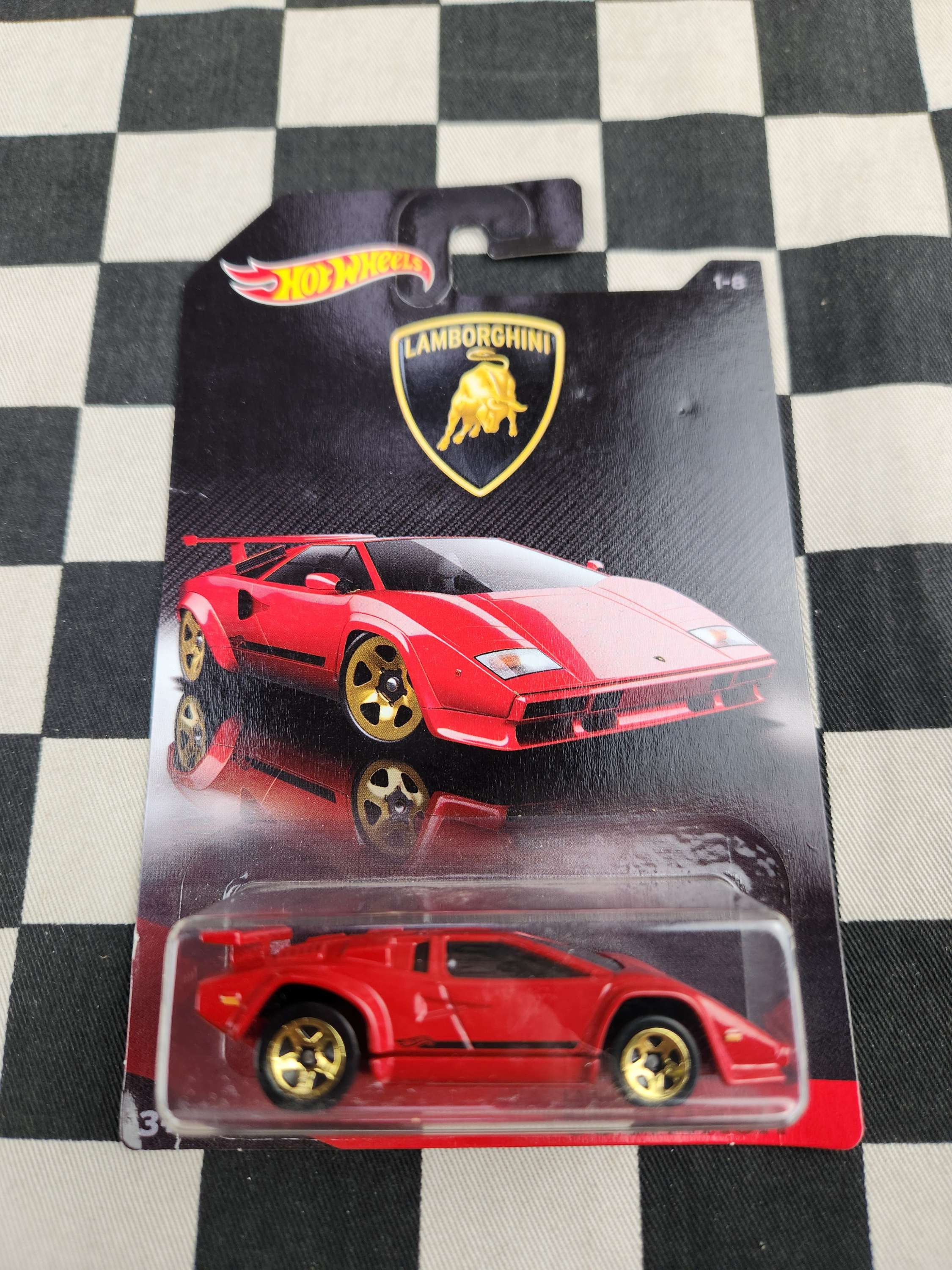 Hot Wheels 2017 Themed Lamborghini Contach Red