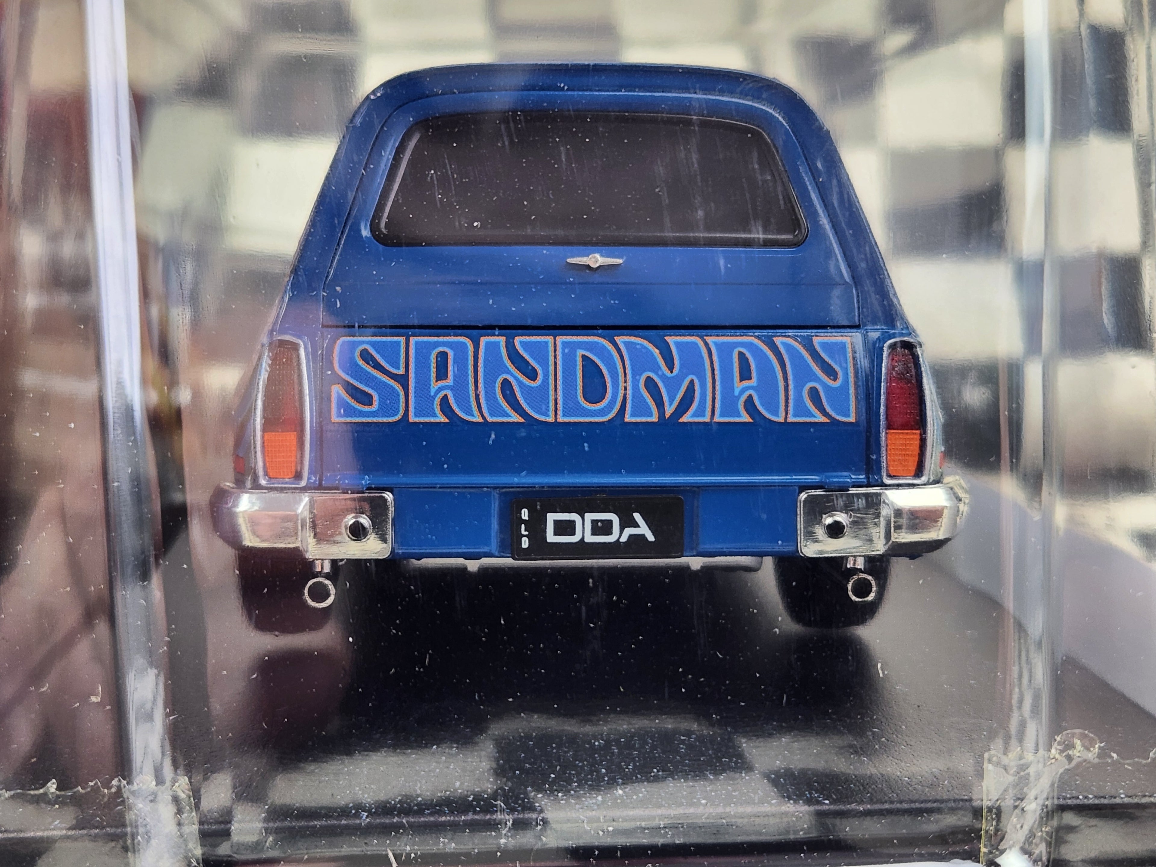 DDA Spectra Rides Plastic Light up SEAWITCH Holden Sandman