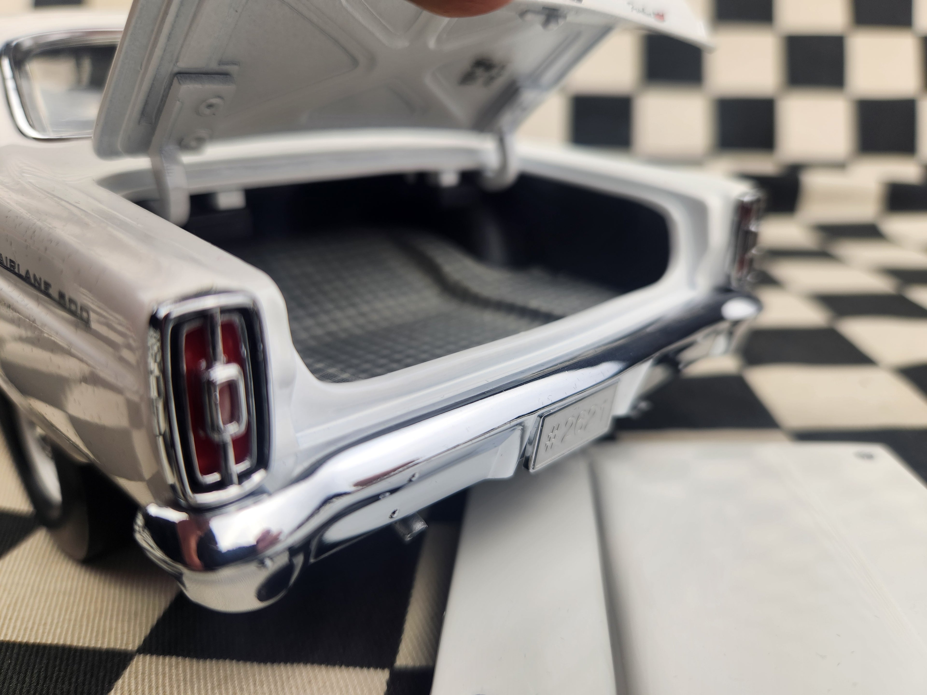 Gmp 1/18 1966 Ford Fairlane 500 427 White
