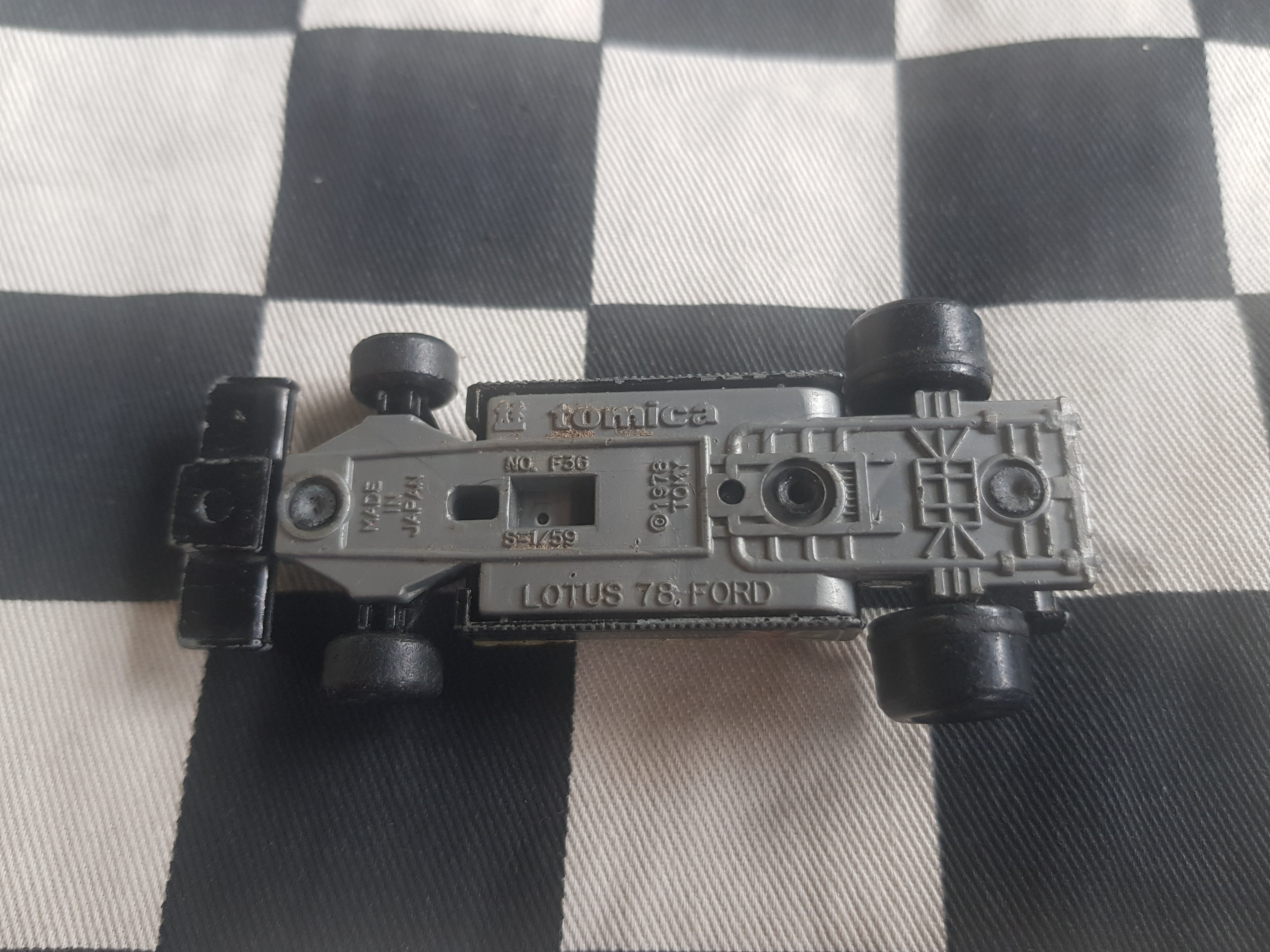 Vintage Loose Tomica Lotus 78 Ford JPS Special F1 Racing Car