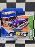 Hot Wheels 2011 SUPER TREASURE HUNT 57 Chevy Short Card Rare!