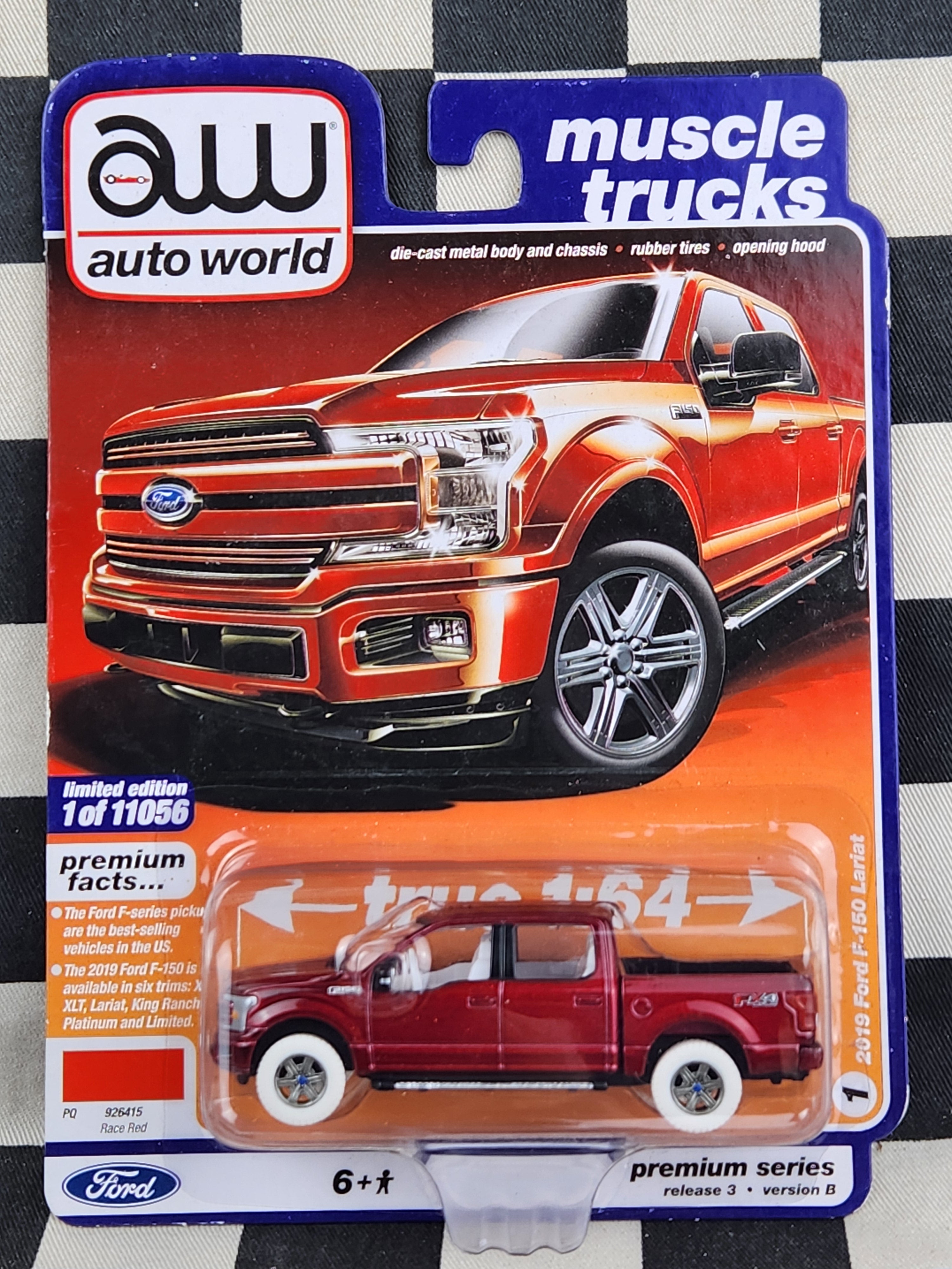 Auto World Muscle Trucks ULTRA RED CHASE 2019 Ford F150 Lariat
