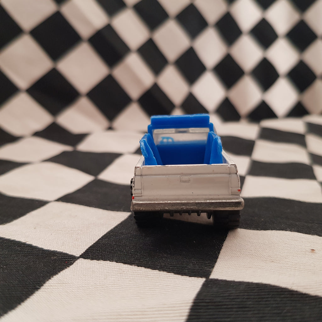 Hot Wheels Beach Patrol 4x4 Pickup Real Riders White Hubs