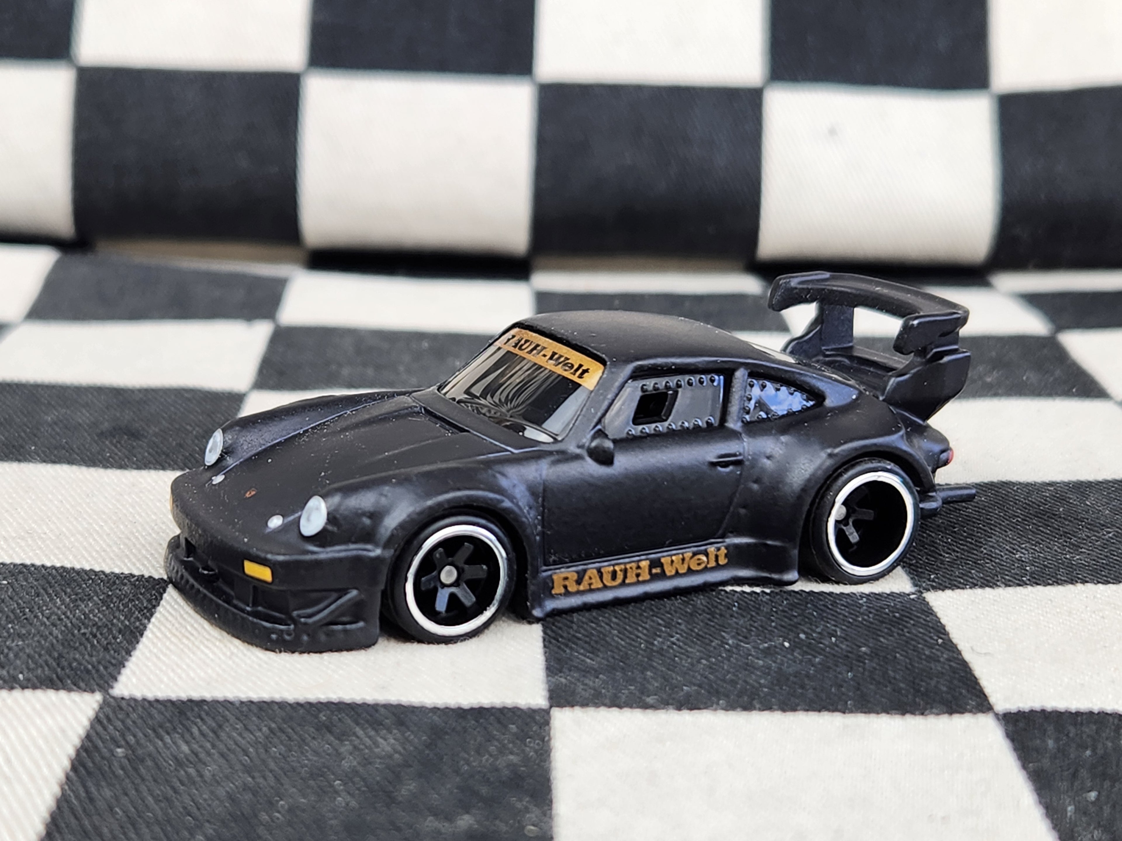 Loose Hot Wheels Silhouettes RWB Porsche 930