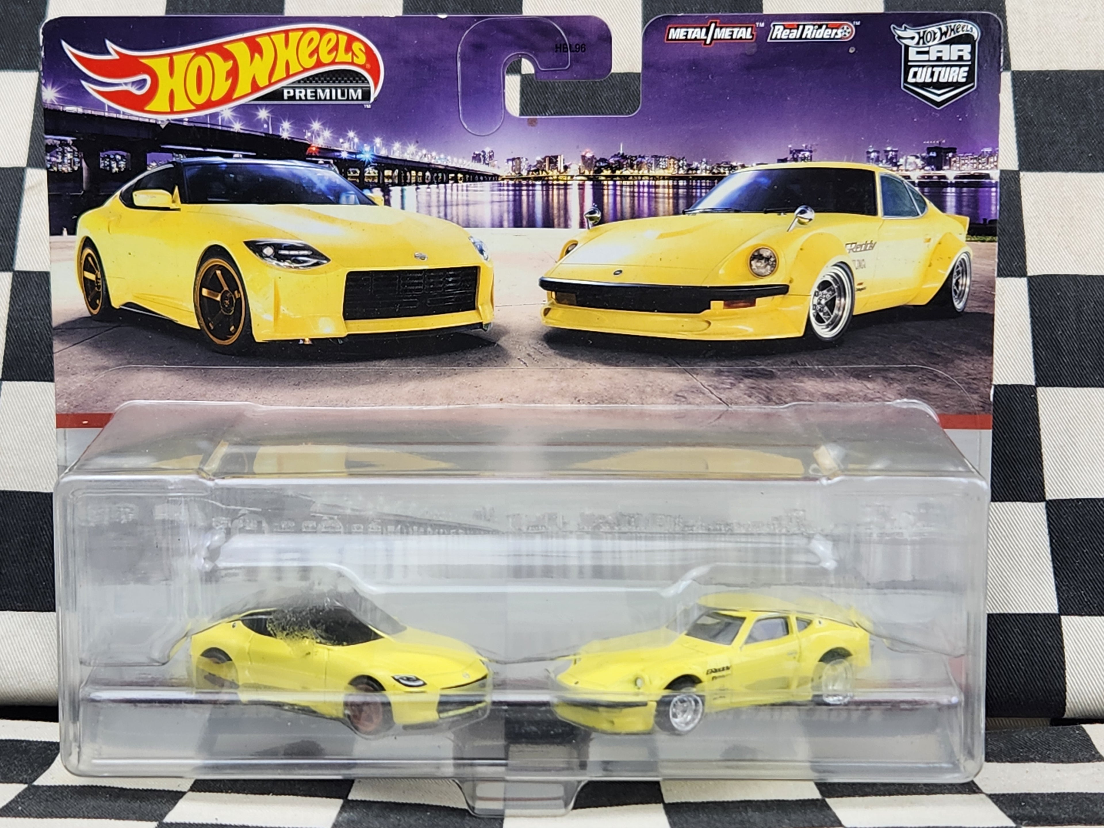 Hot Wheels Premium Twin Pack Nissan Z Proto Nissan Fairlady Z