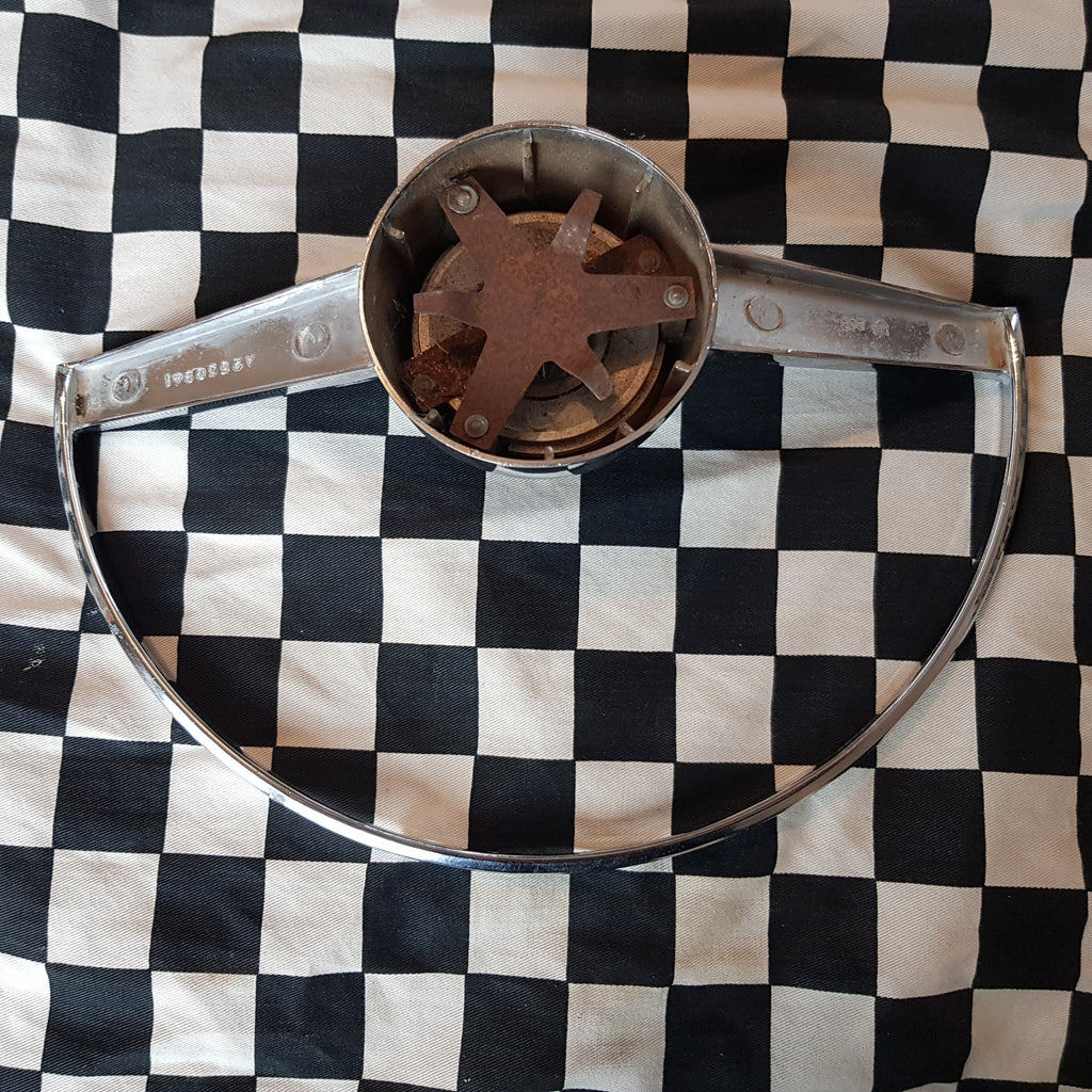 Original Chrysler Valiant Ve Horn Bar