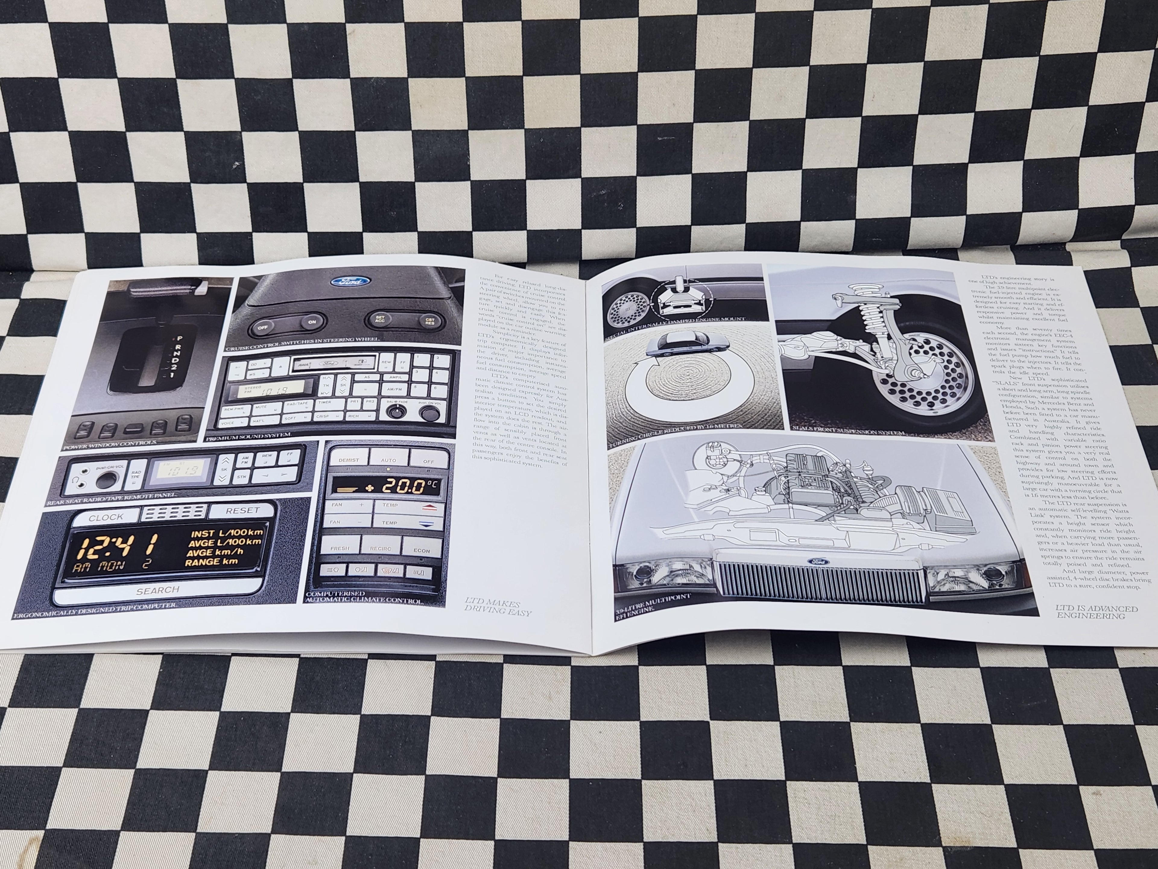 Ford DA LTD Sales Brochure