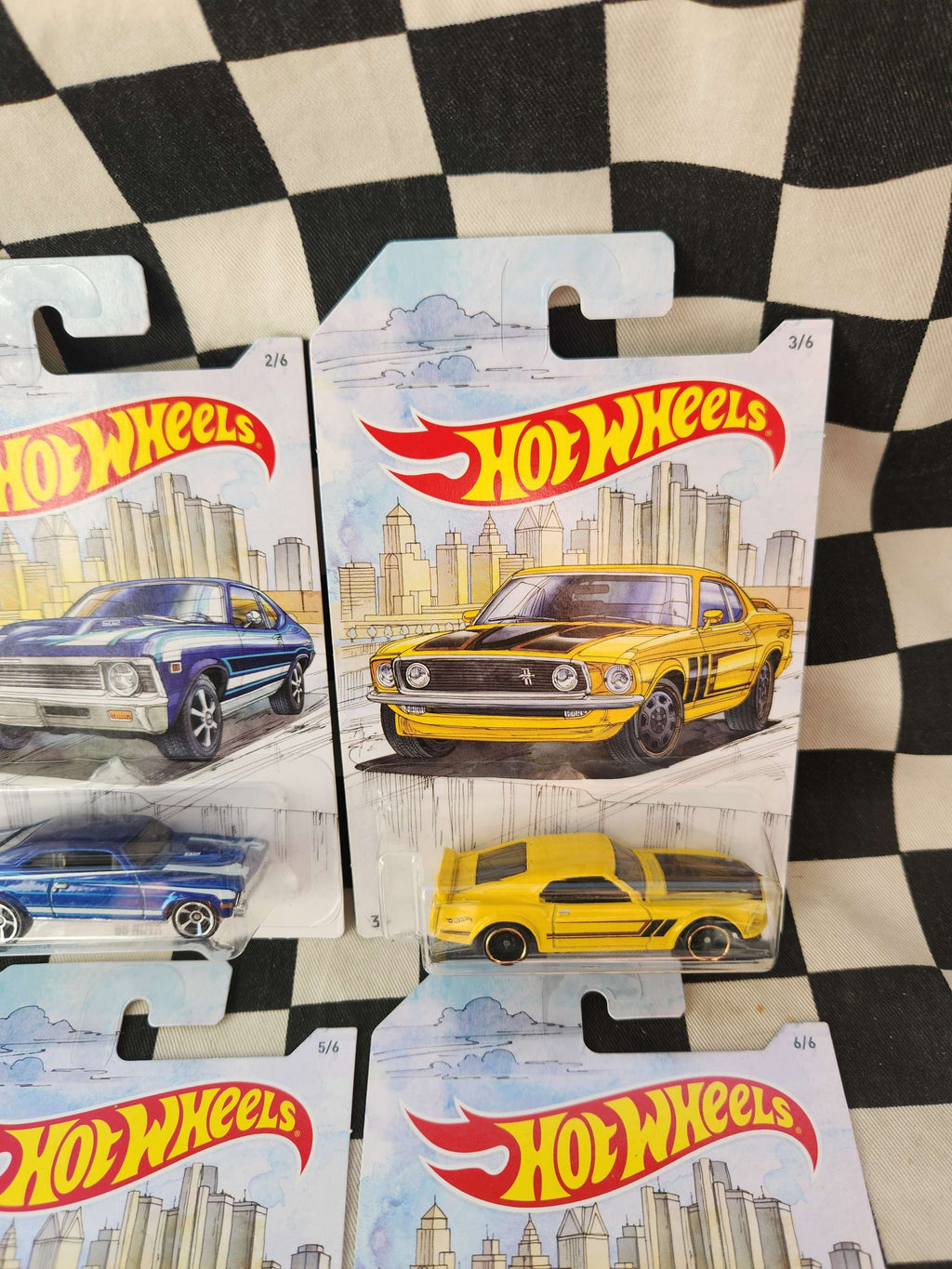 Hot Wheels Detroit Muscle Set 6 Cars Camaro Nova GTO Torino Mustang Dodge Hemi
