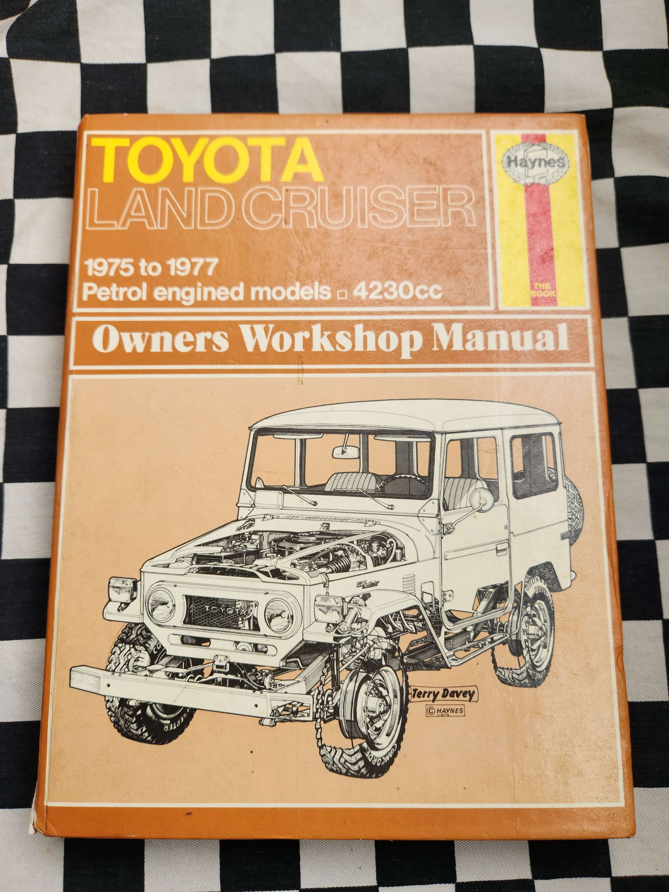 Haynes Toyota Land Cruiser 75-77 petrol Workshop Manual