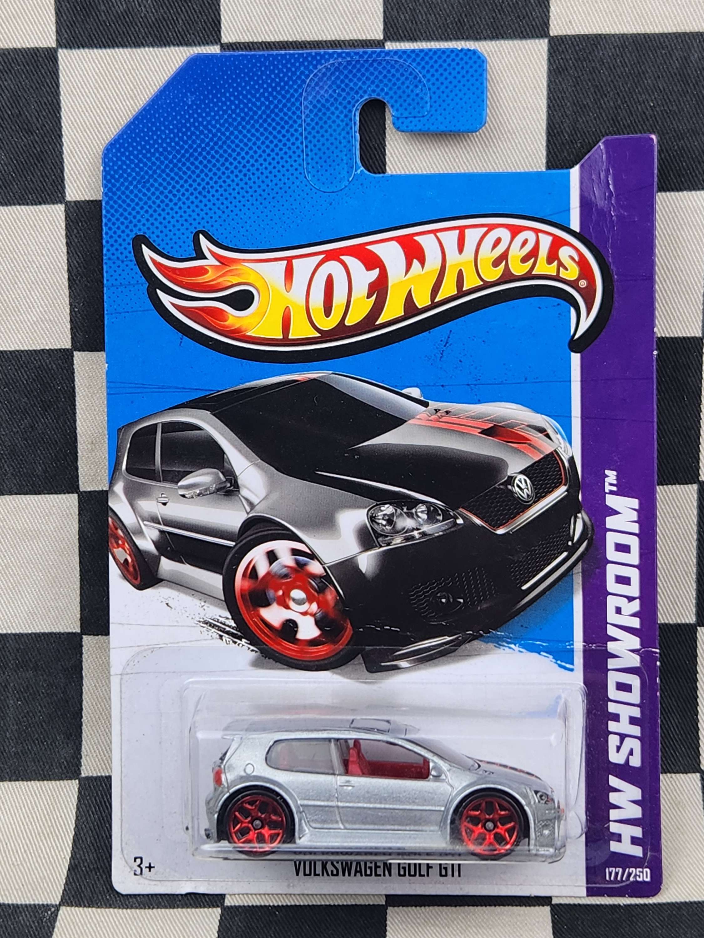 Hot Wheels 2013 Showroom Volkswagen Golf GTI Silver