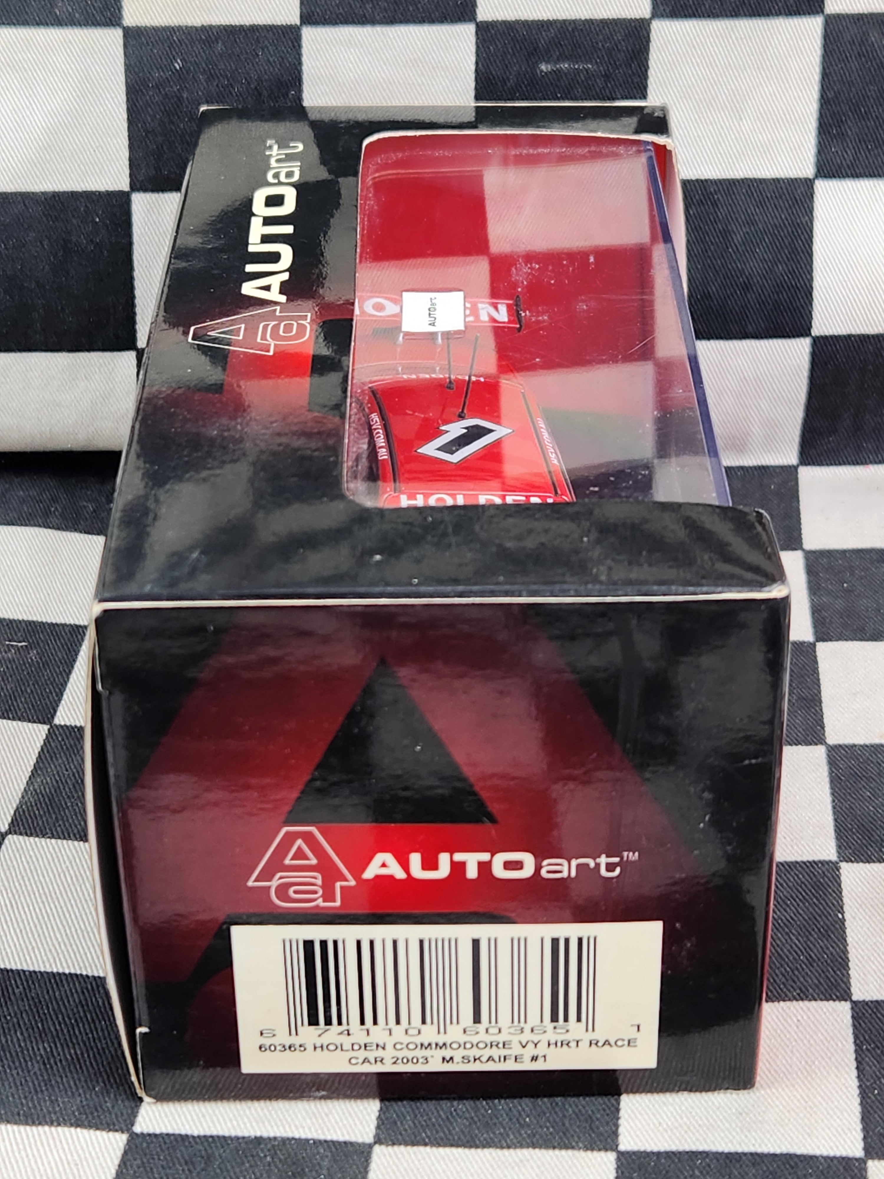 AutoArt 1:43 Holden Commodore VY HRT Race Car 2003 Mark Skaife