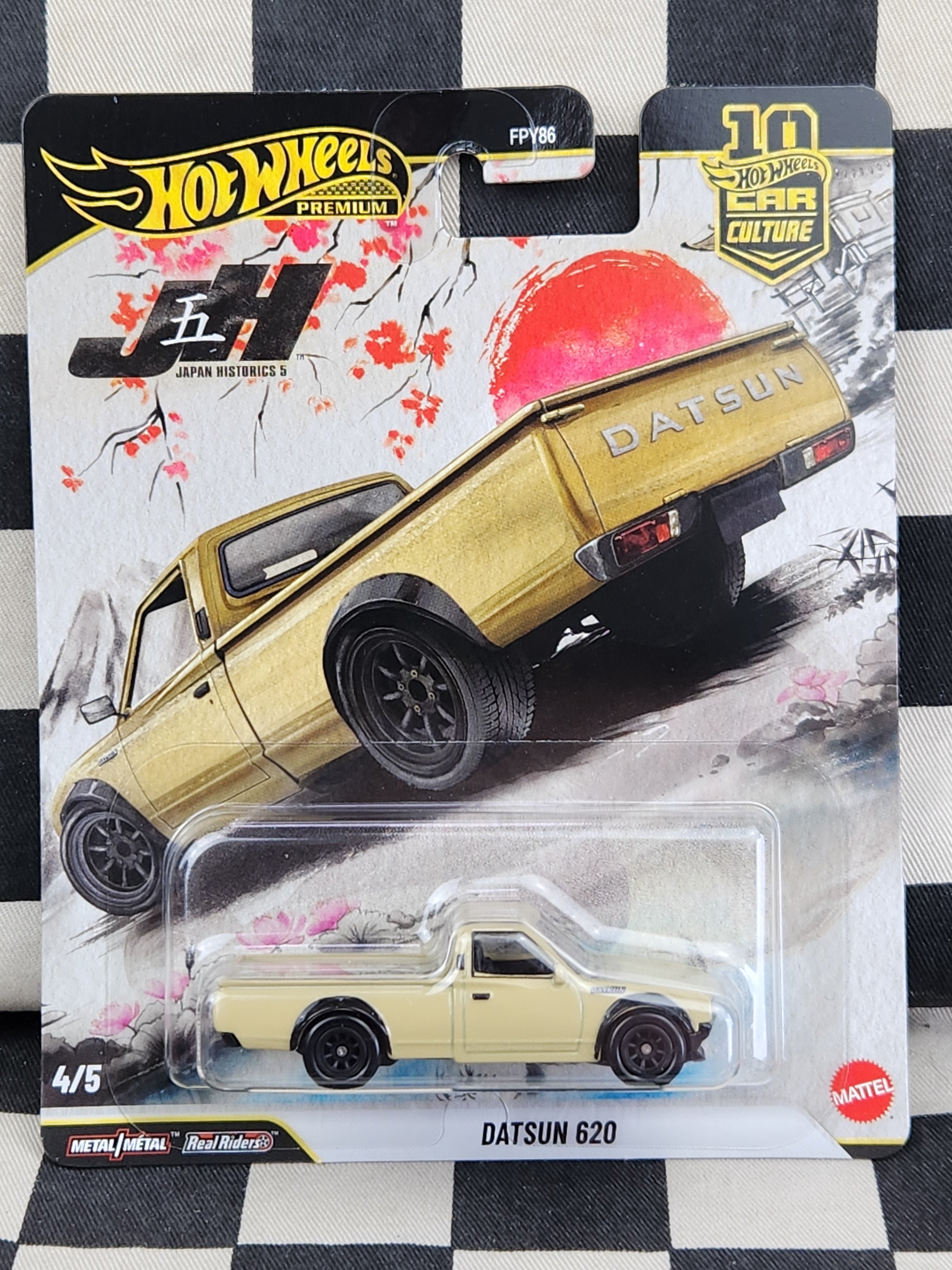 Hot Wheels Premium Japan Historics JH5 Datsun 620 Ute