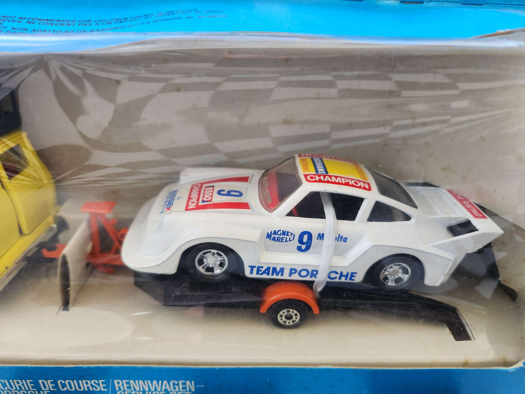 Matchbox Super Kings K102 Porsche Race Support Set Vintage Boxed