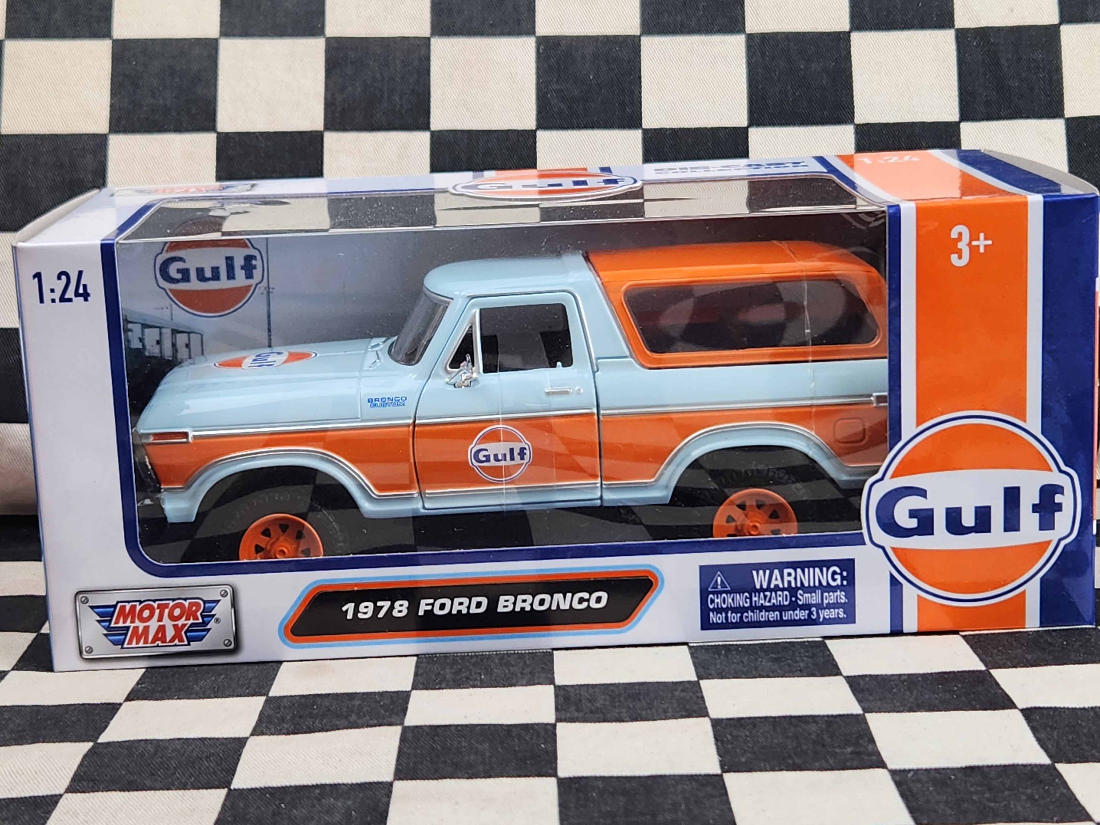 Motor Max 1/24 GULF 1978 Ford Bronco