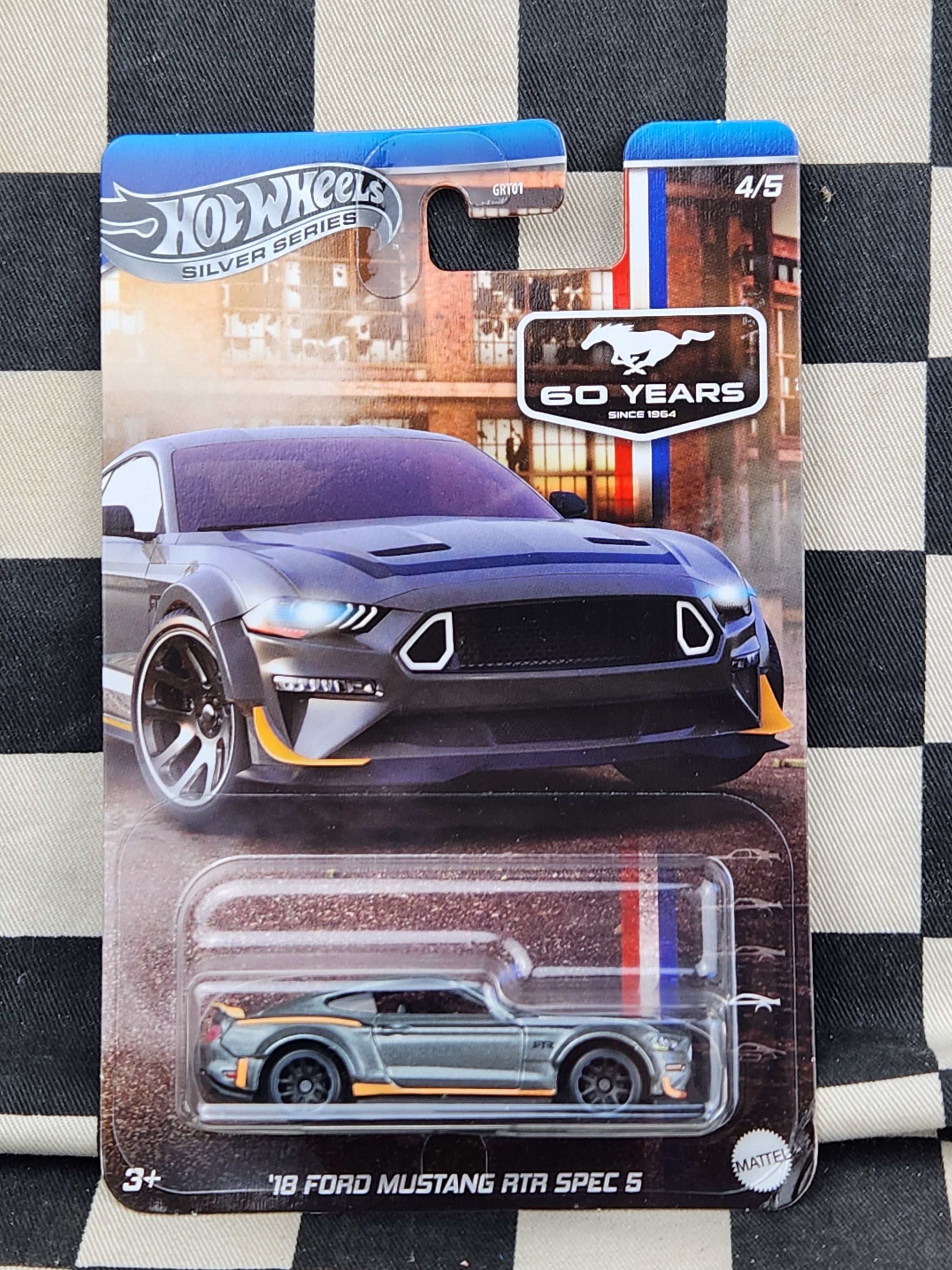 Hot Wheels Silver Series Mustang 60 Years 18 Ford Mustang RTR Spec 5