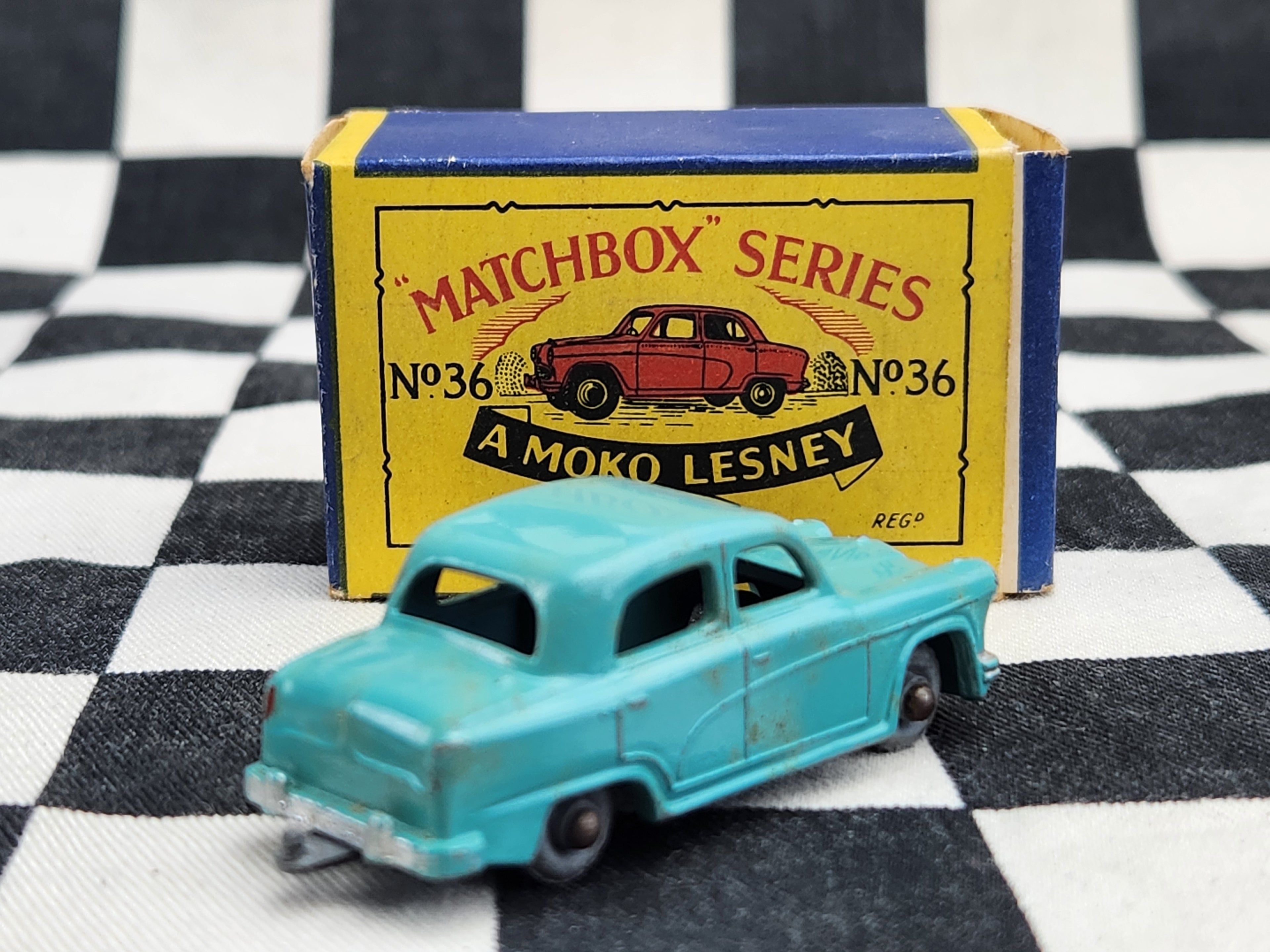 Matchbox Lesney Moko No36 Austin A50 Cambridge in Original Box