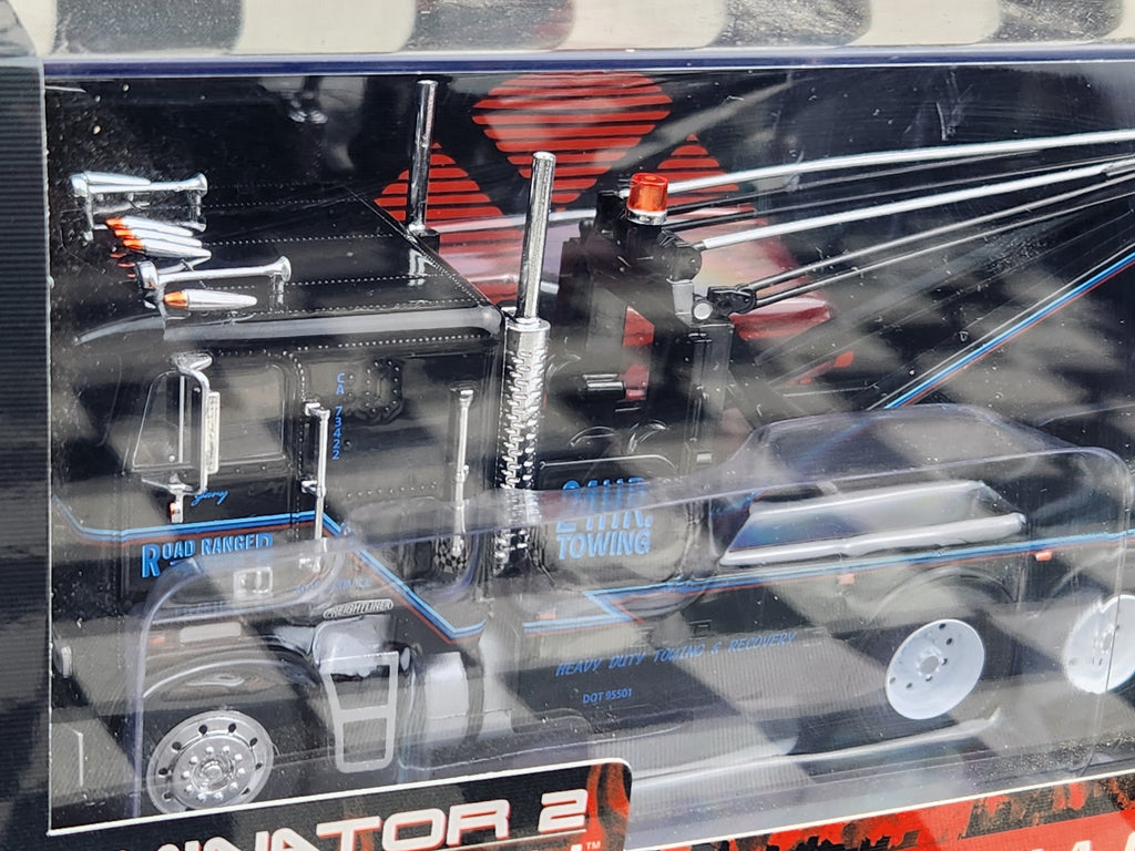 Greenlight 1/43 TERMINATOR Judgement Day  1984 Freightliner FLA 9664 Tow Truck