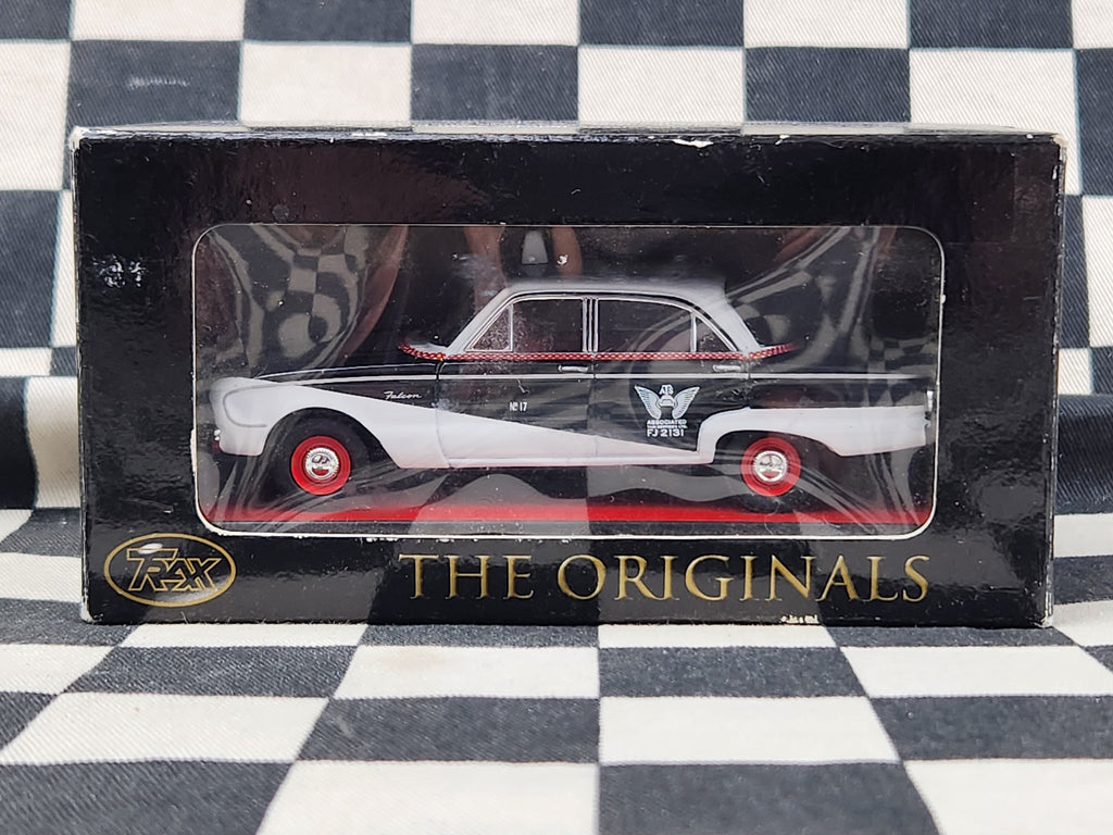 Trax 1/43Ford XK Falcon Associated Taxi TR26G