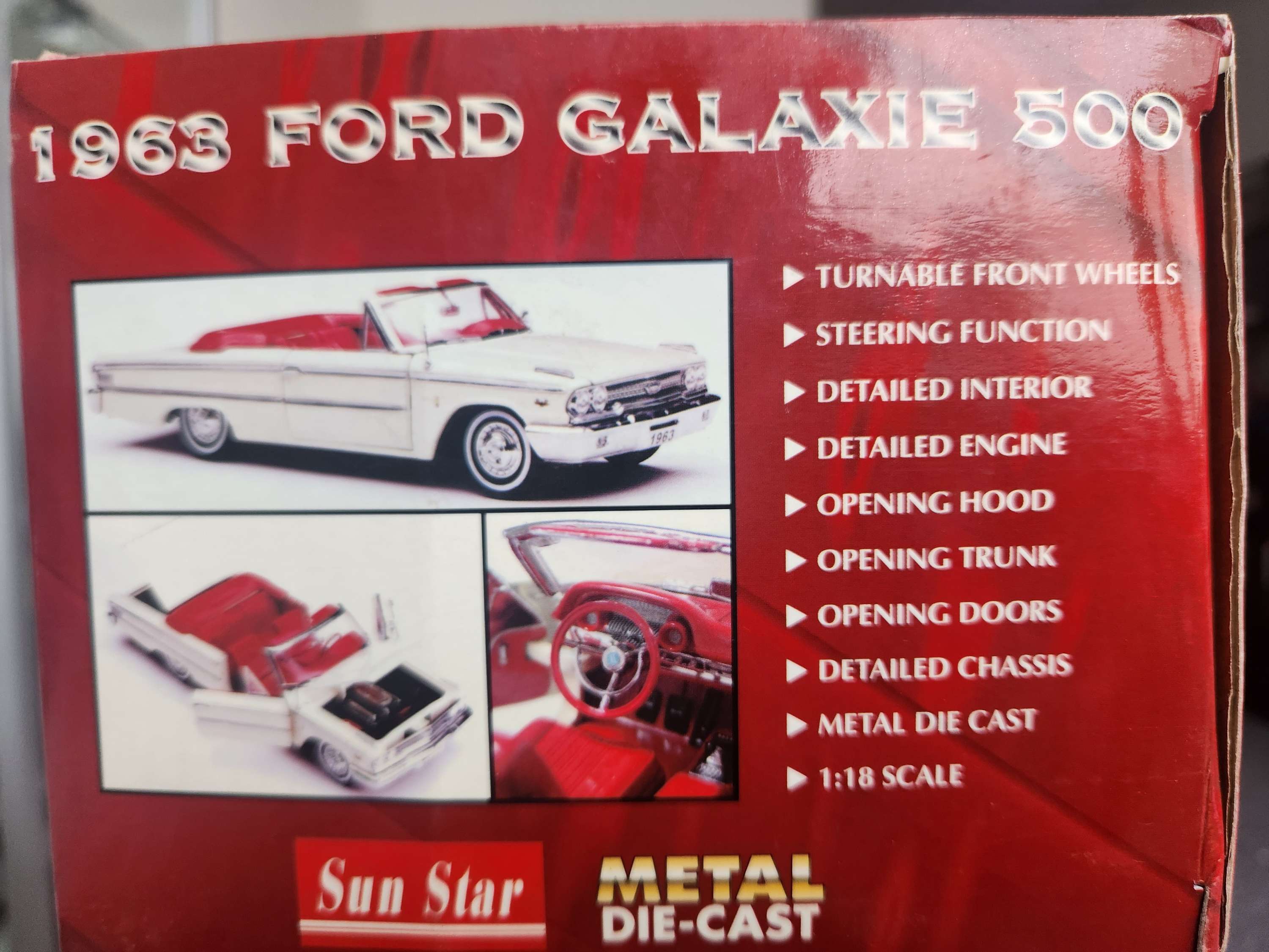 Sun Star 1:18 1963 Ford Galaxie 500 Convertible Turquoise