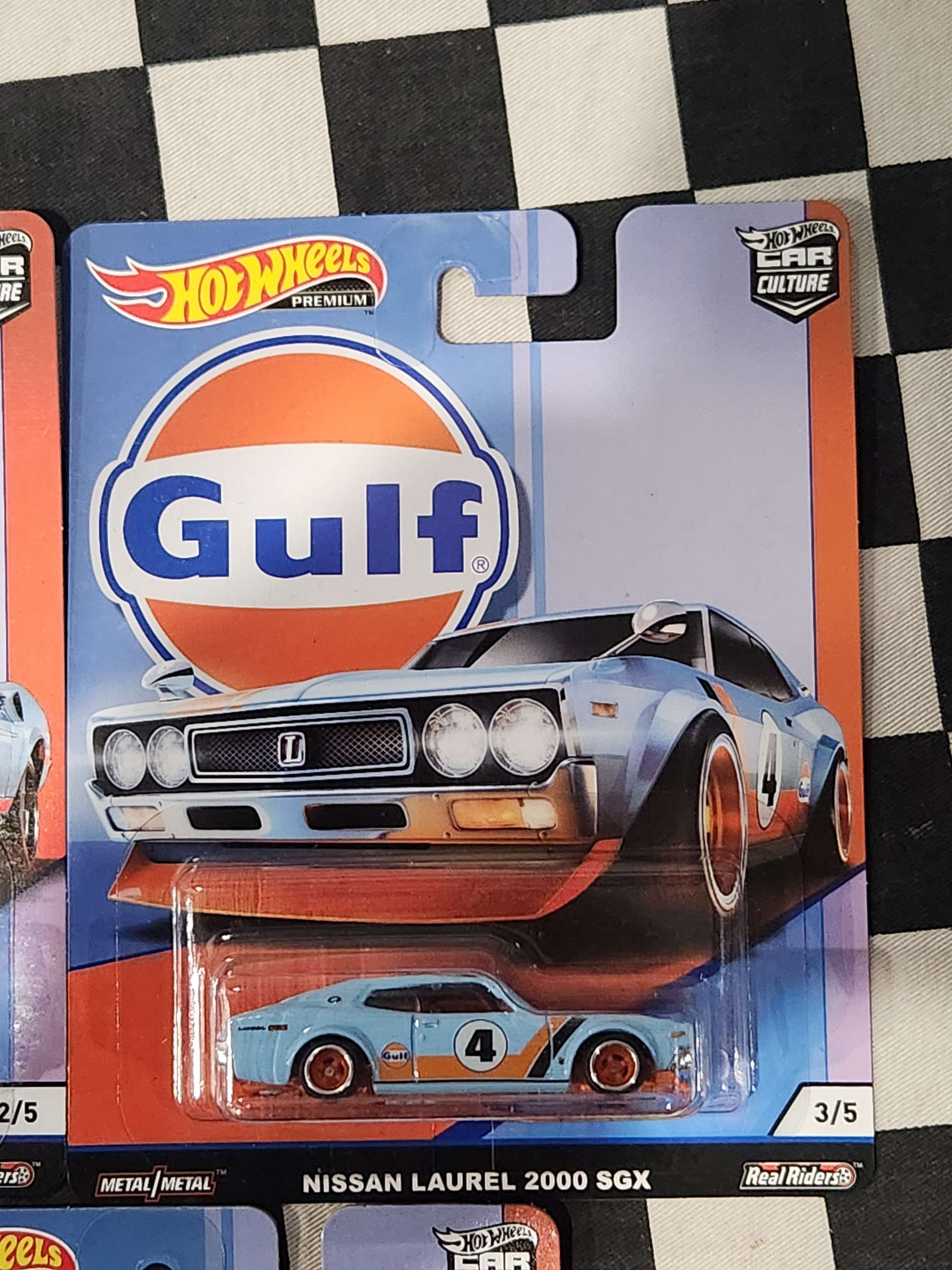 Hot Wheels Premium Gulf Set 5 Cars VW Golf Ford Mustang Nissan McLaren Fiat