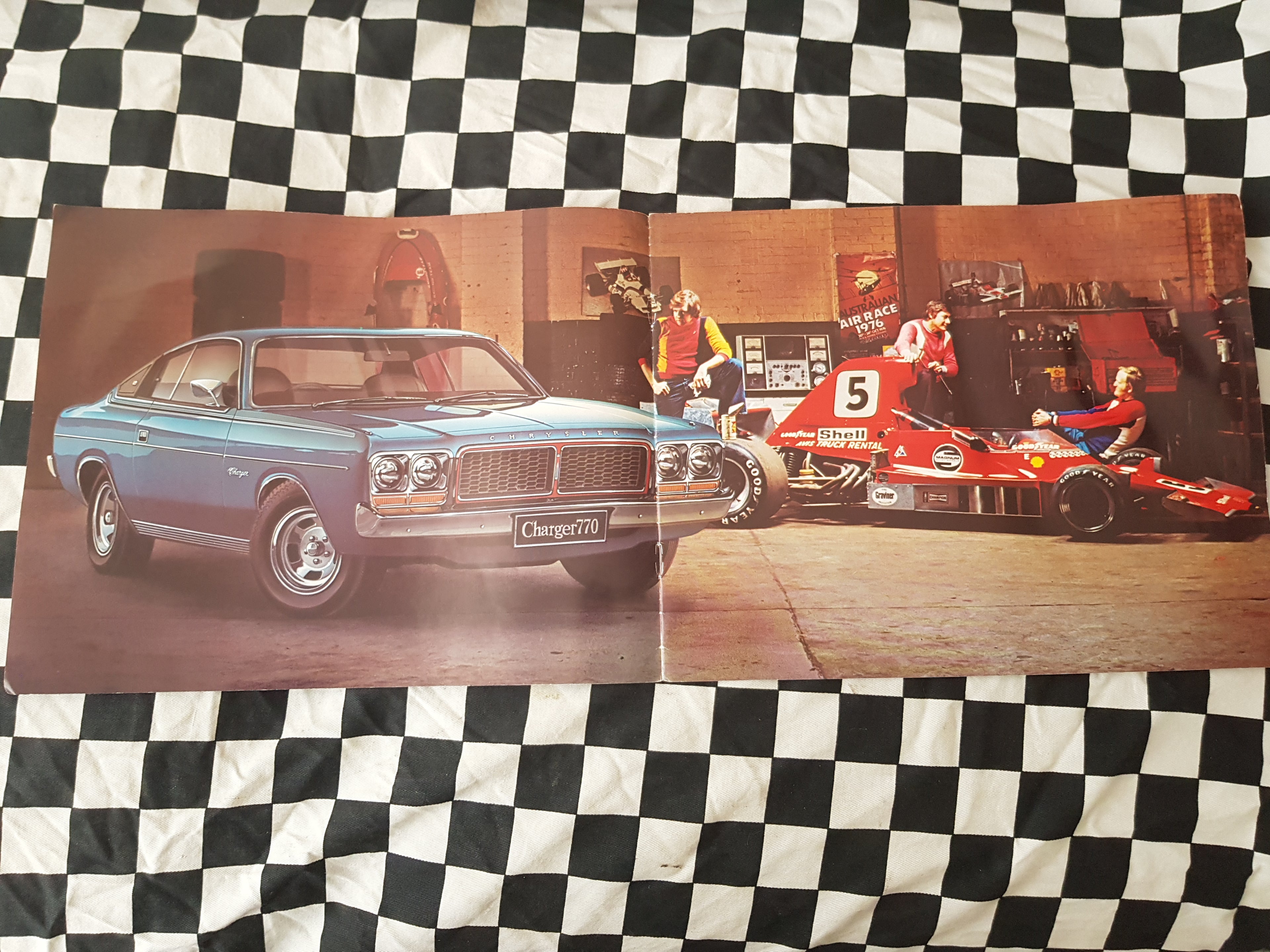 Original CL Charger 770 Sales Brochure