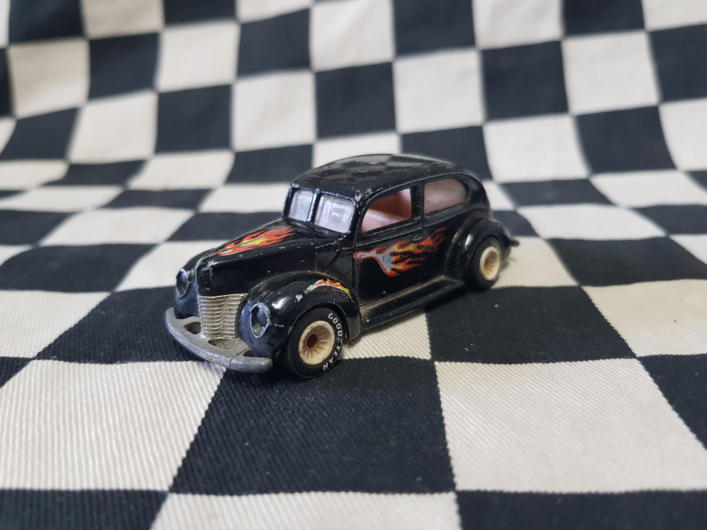 Vintage Hot Wheels 40 Ford 2 Door White Hub Real Riders