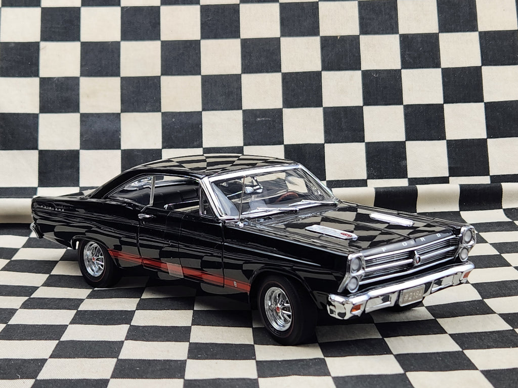 1/18 GMP 1966 Ford Fairlane GTA Black
