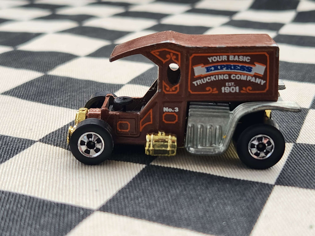 Vintage Loose Hot Wheels T Totaller Brown Gold base Nice!