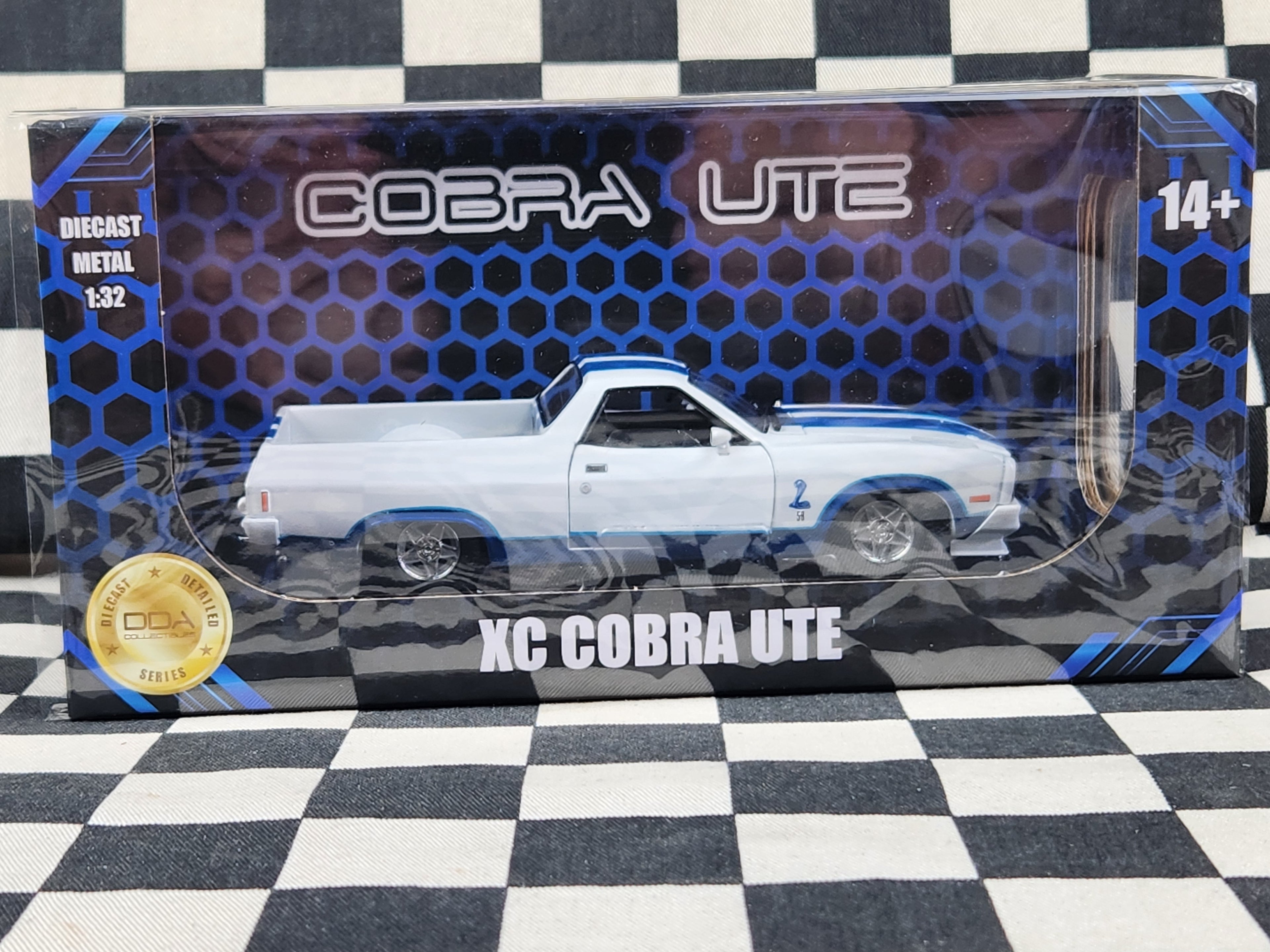 DDA 1/32 Ford Falcon XC Cobra Ute